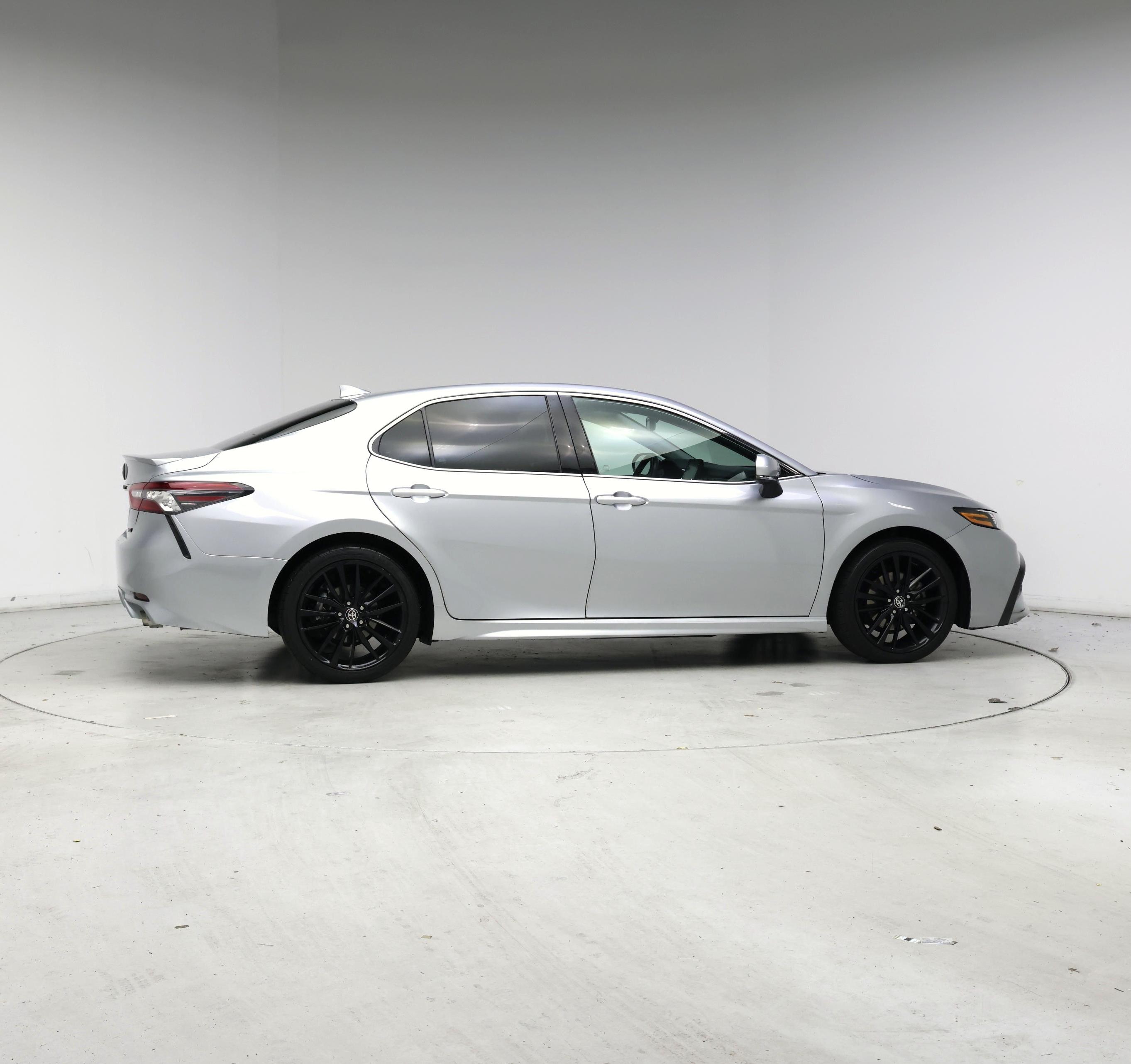 Thumbnail: 2021 Toyota Camry - 7