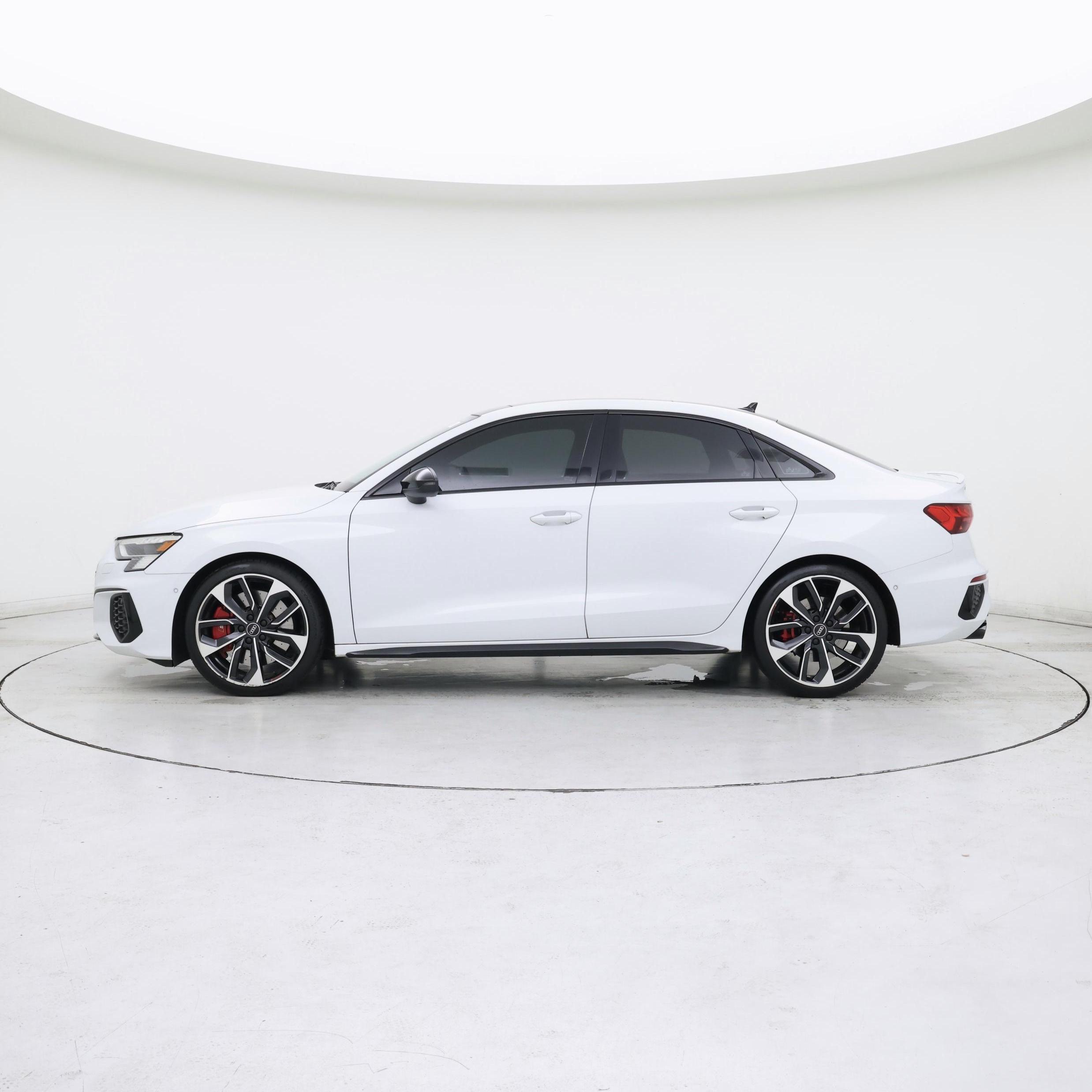 Thumbnail: 2022 Audi S3 - 3