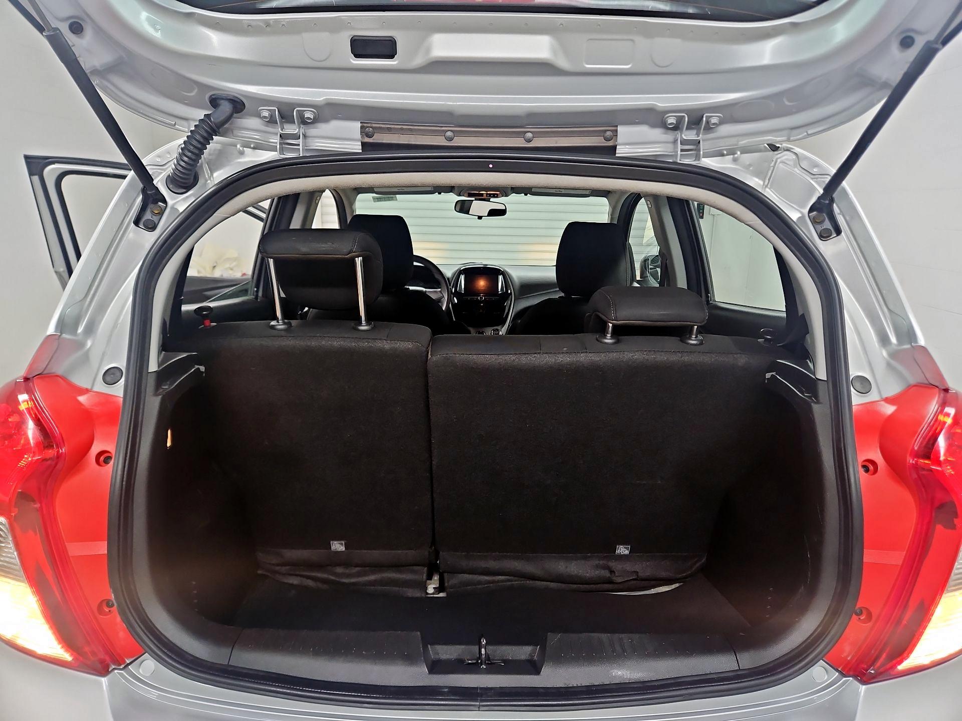 Thumbnail: 2020 Chevrolet Spark - 20