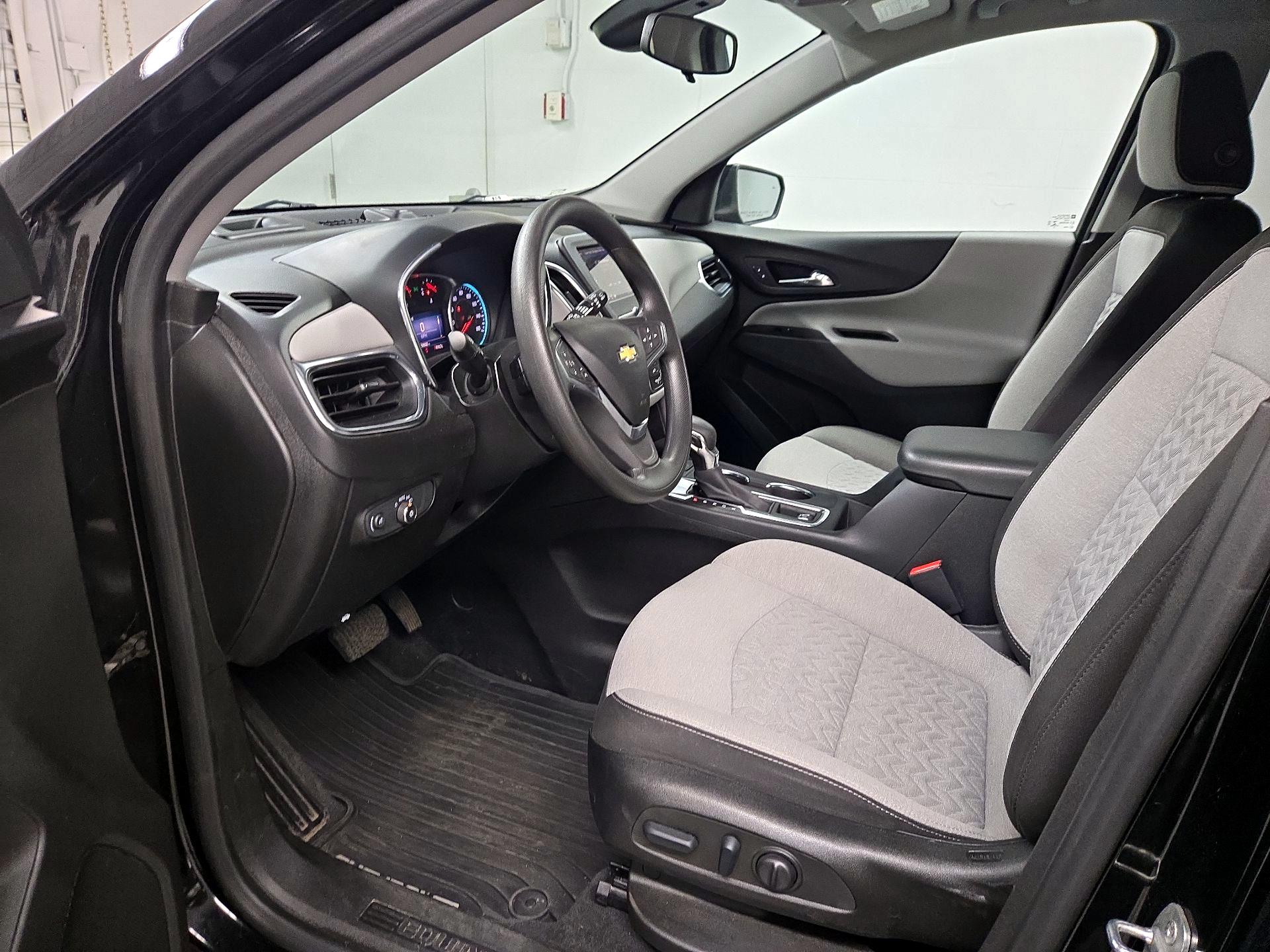 Thumbnail: 2022 Chevrolet Equinox - 11