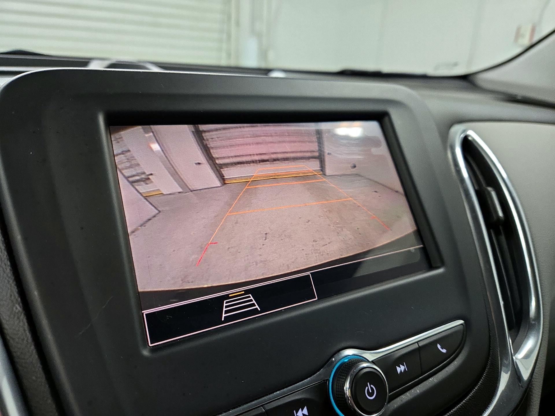 Thumbnail: 2022 Chevrolet Equinox - 14