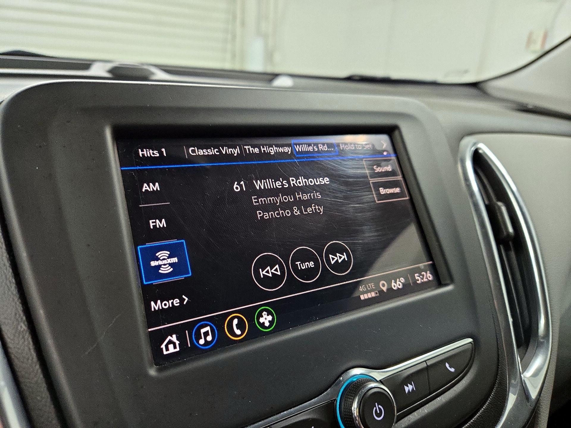 Thumbnail: 2022 Chevrolet Equinox - 15