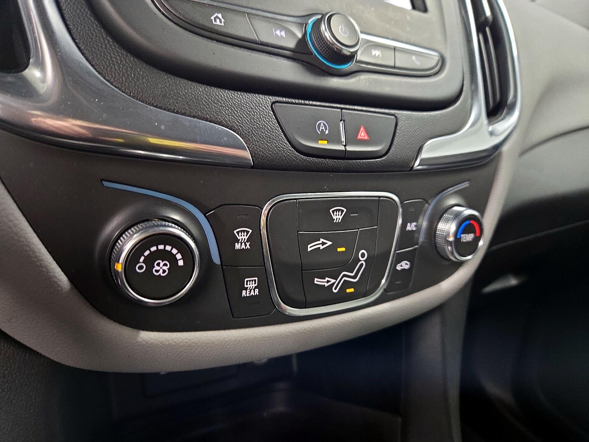 Thumbnail: 2022 Chevrolet Equinox - 16