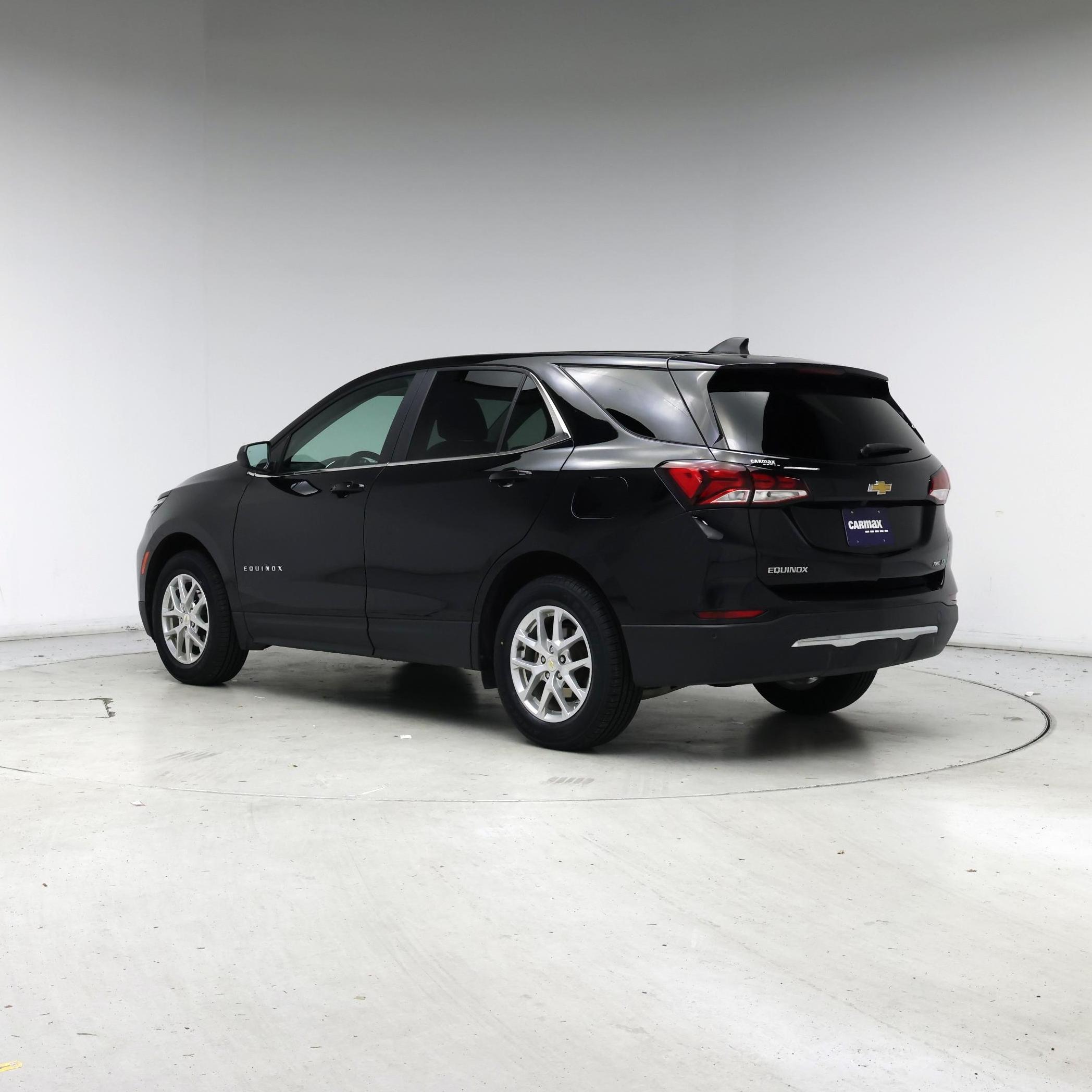 Thumbnail: 2022 Chevrolet Equinox - 2