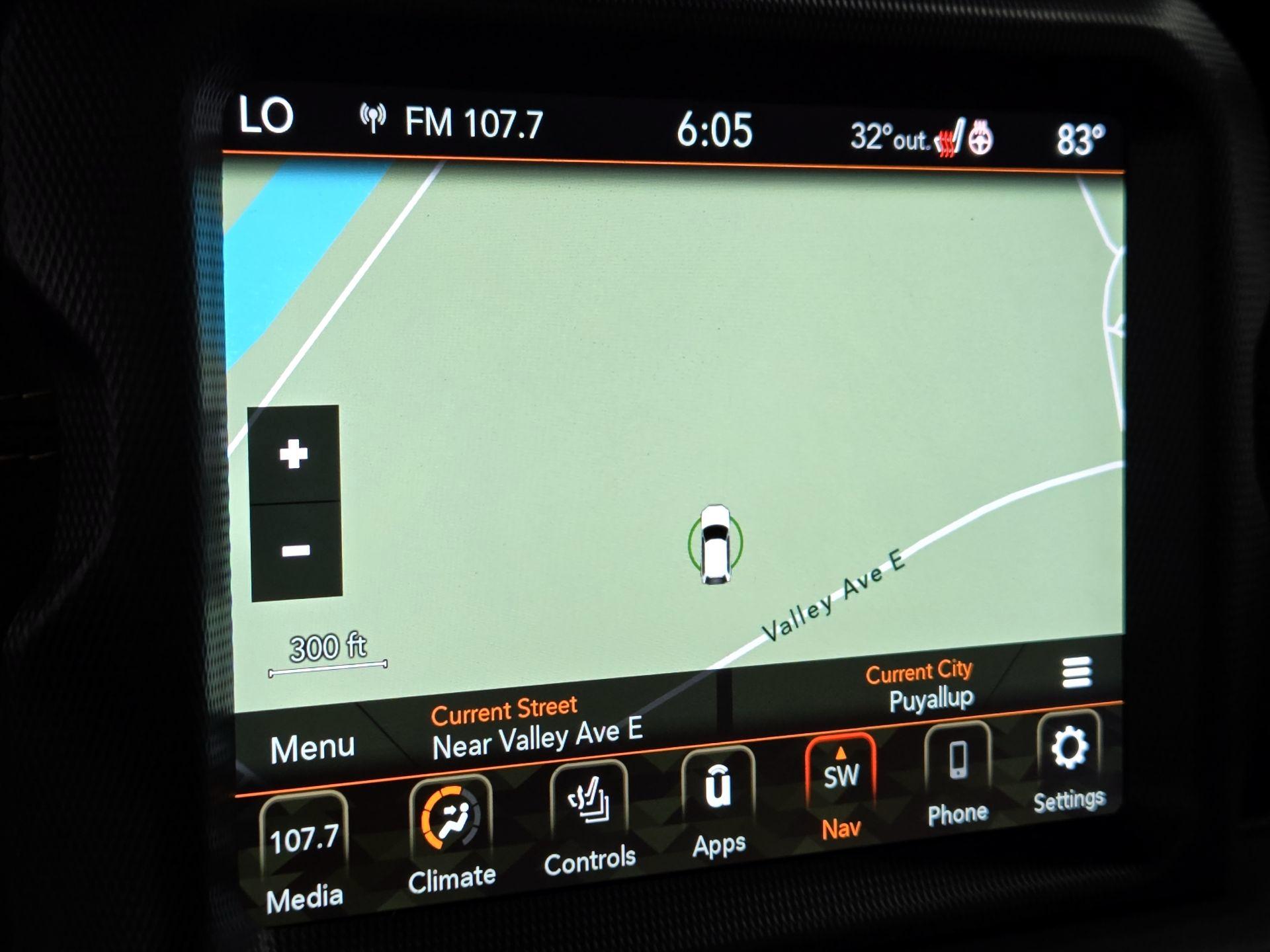 Thumbnail: 2021 Jeep Gladiator - 14