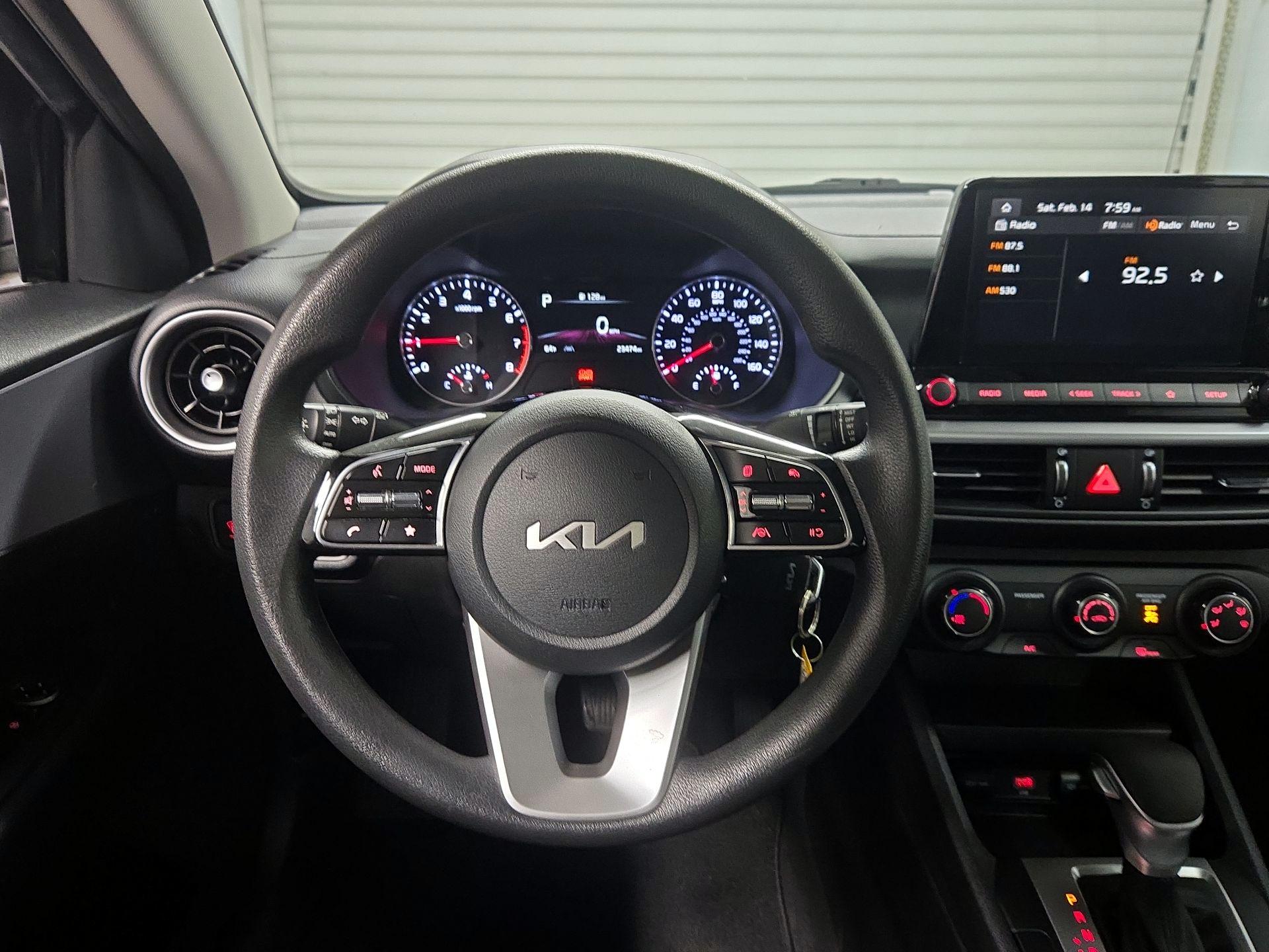 Thumbnail: 2022 Kia Forte - 10