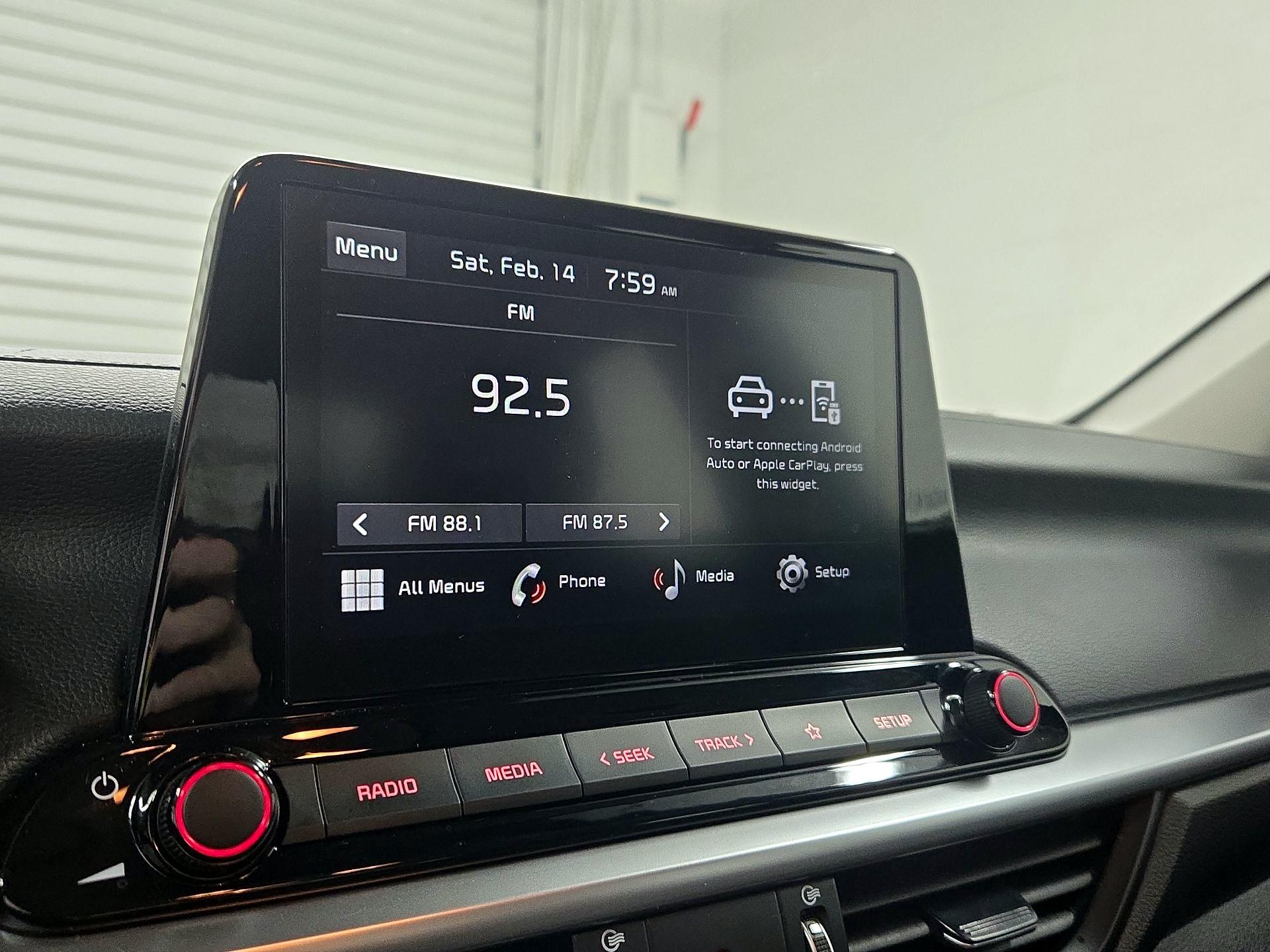 Thumbnail: 2022 Kia Forte - 15