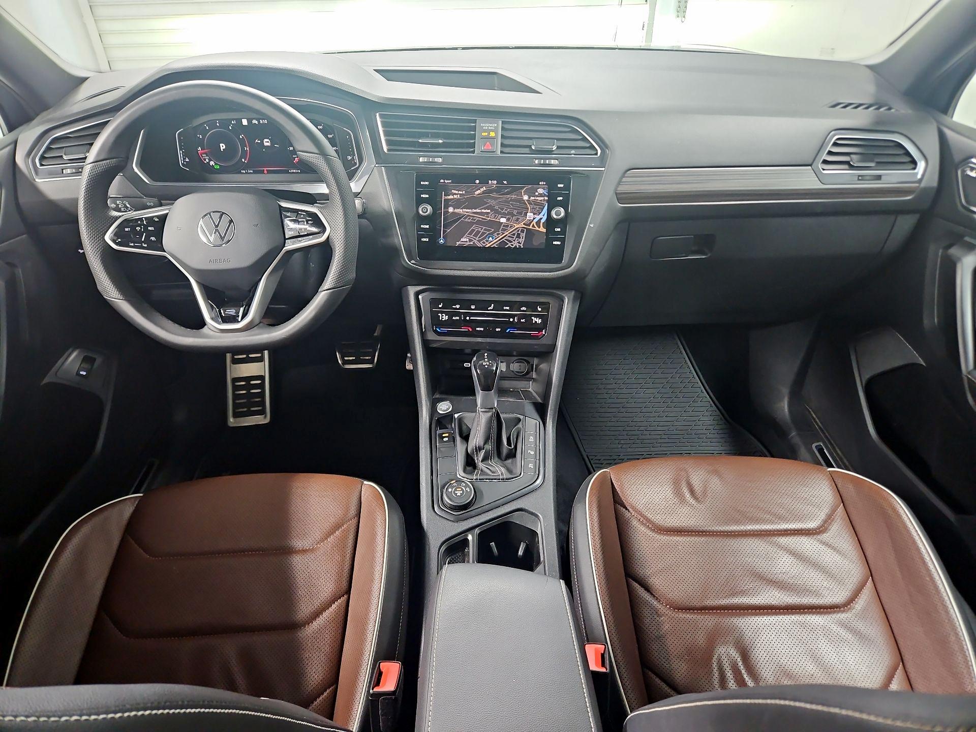 Thumbnail: 2022 Volkswagen Tiguan - 9