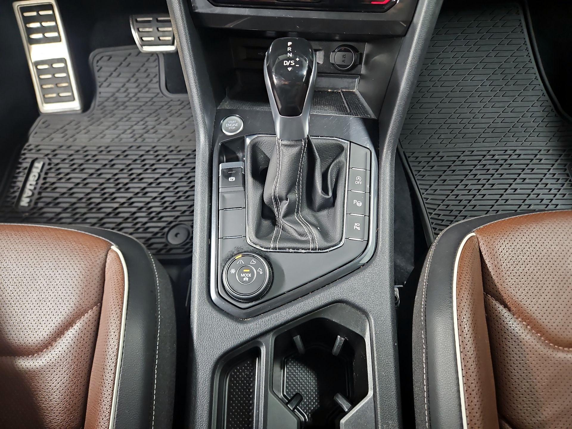 Thumbnail: 2022 Volkswagen Tiguan - 18