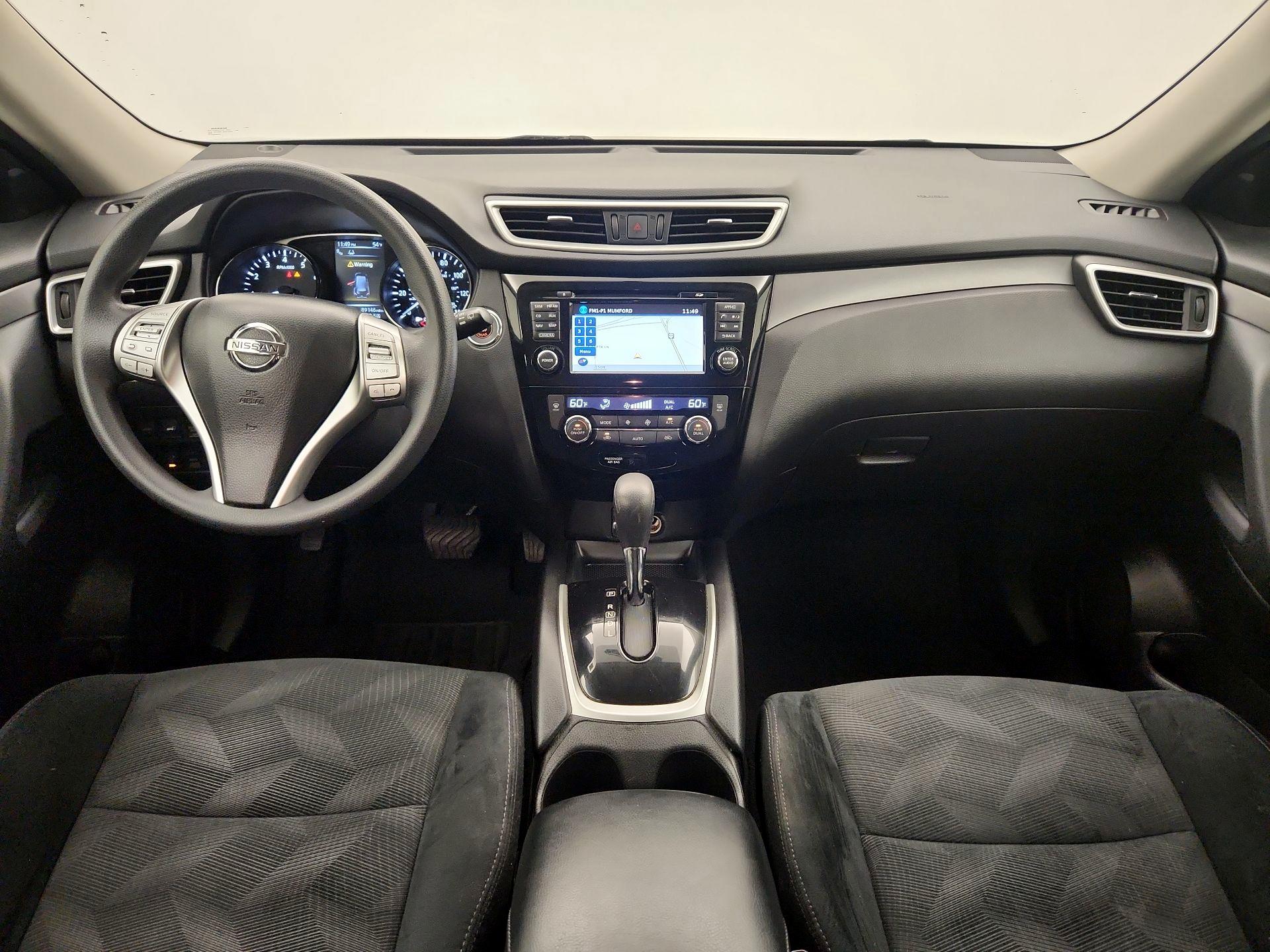 Thumbnail: 2015 Nissan Rogue - 9