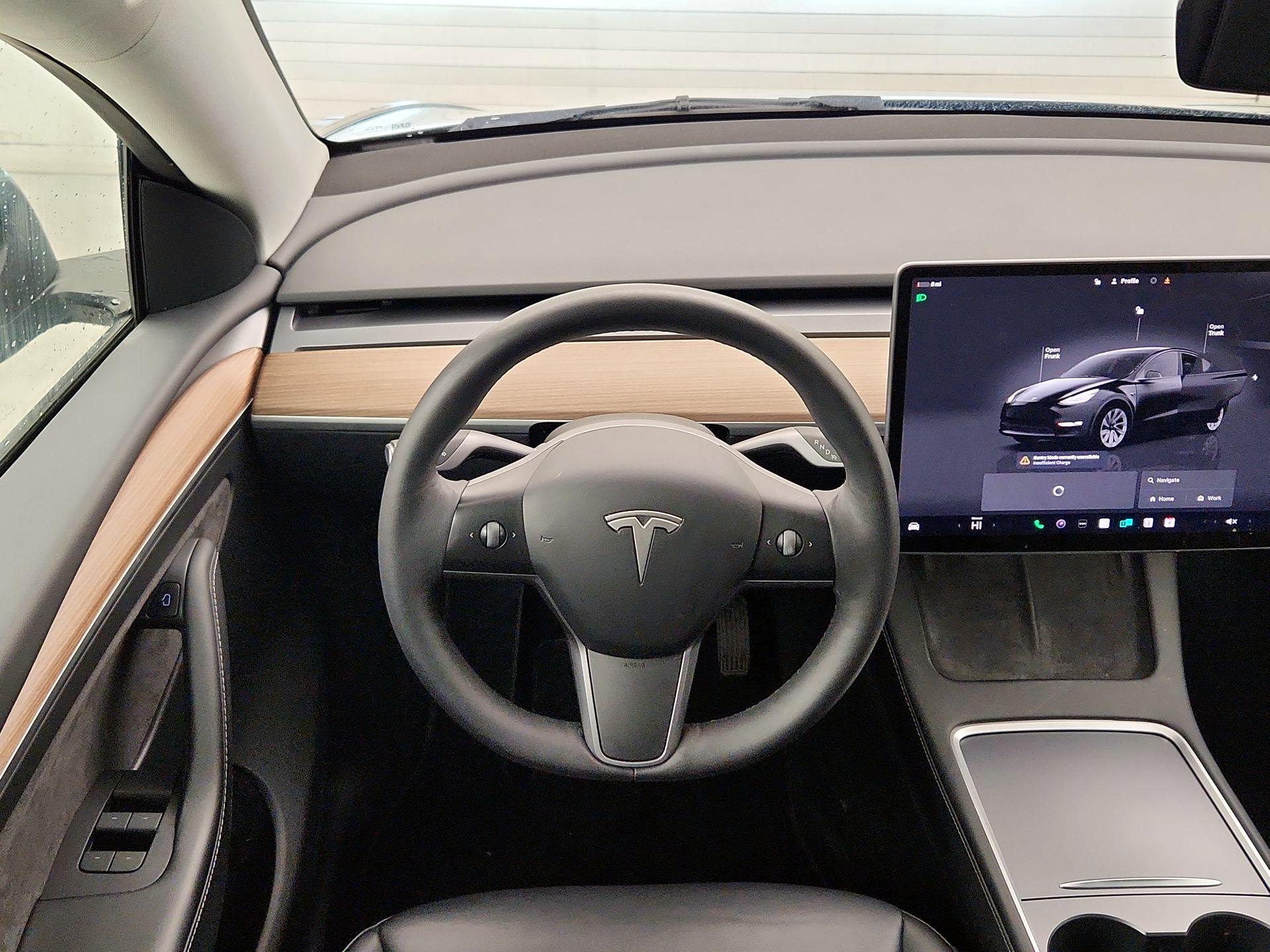 Thumbnail: 2023 Tesla Model Y - 10