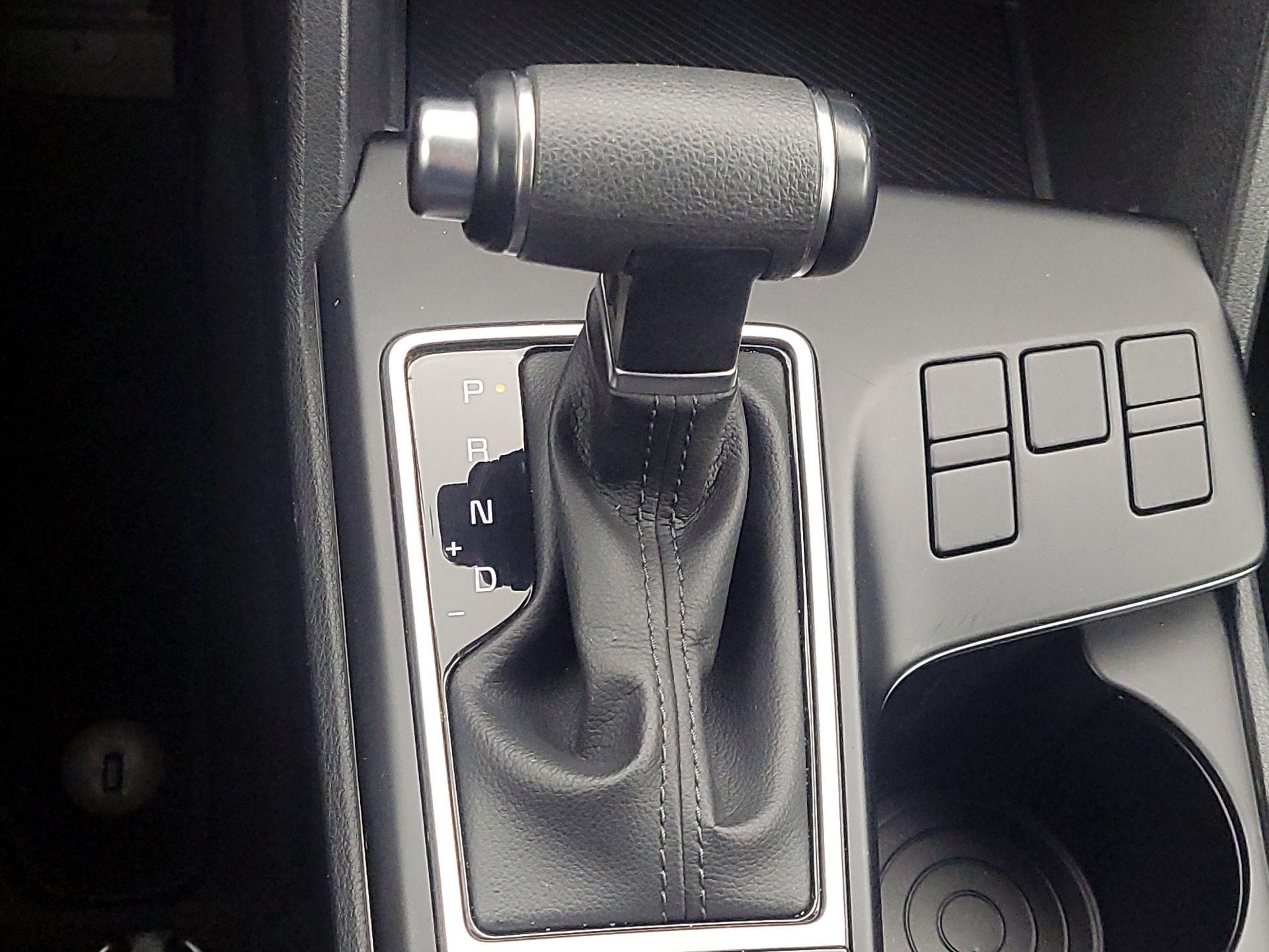 Thumbnail: 2024 Kia Sportage - 17