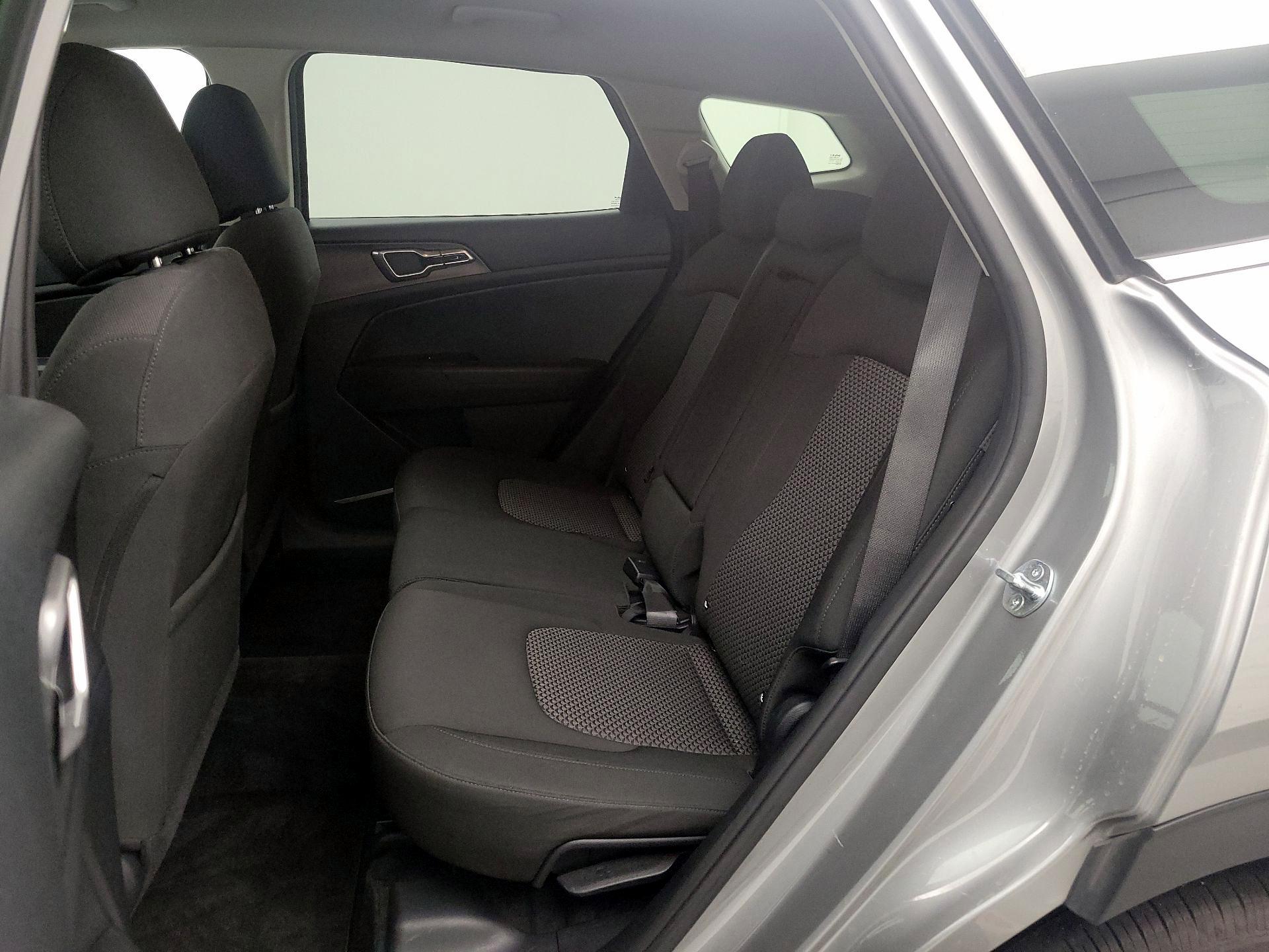 Thumbnail: 2024 Kia Sportage - 19