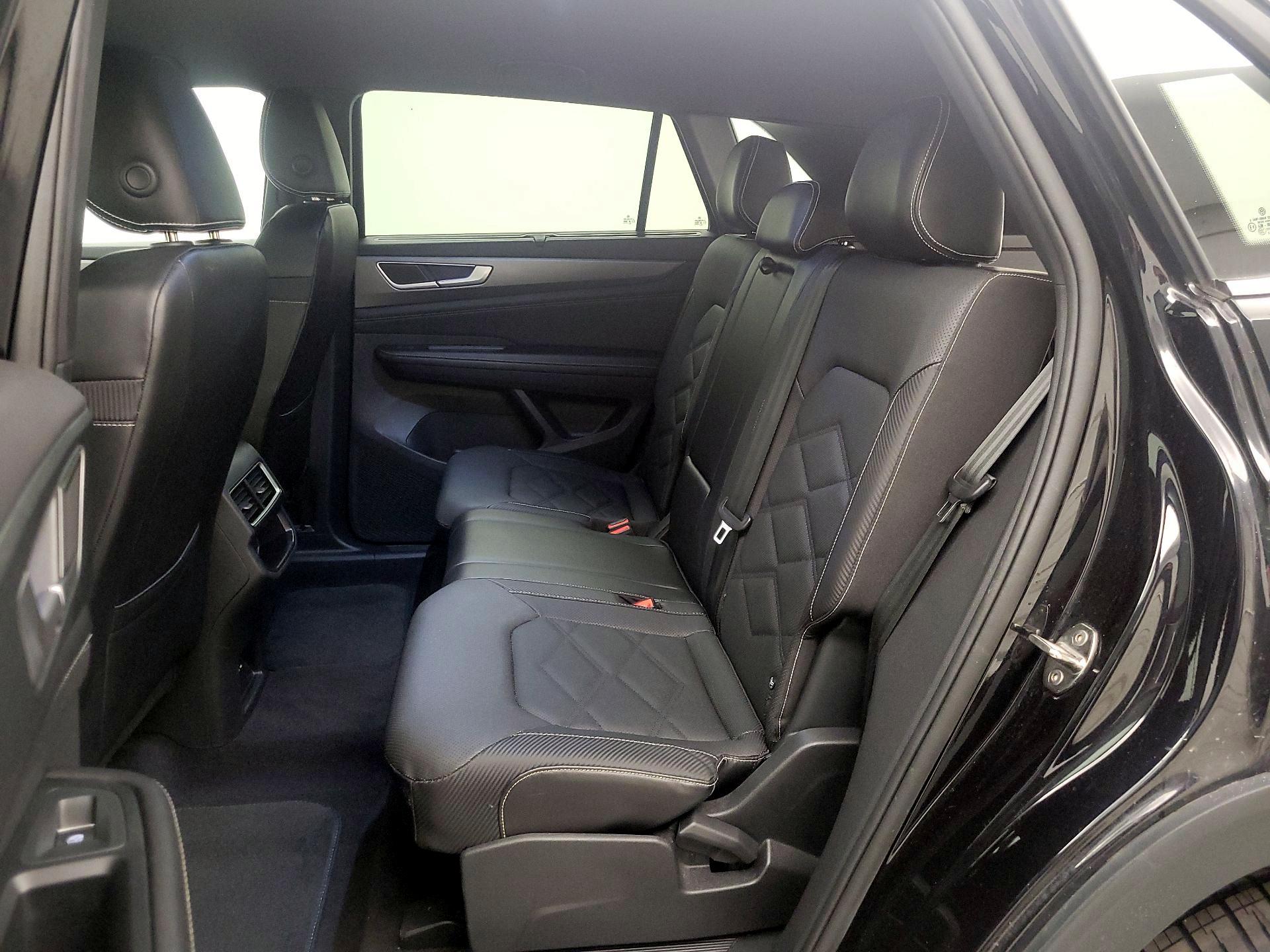 Thumbnail: 2024 Volkswagen Atlas - 20