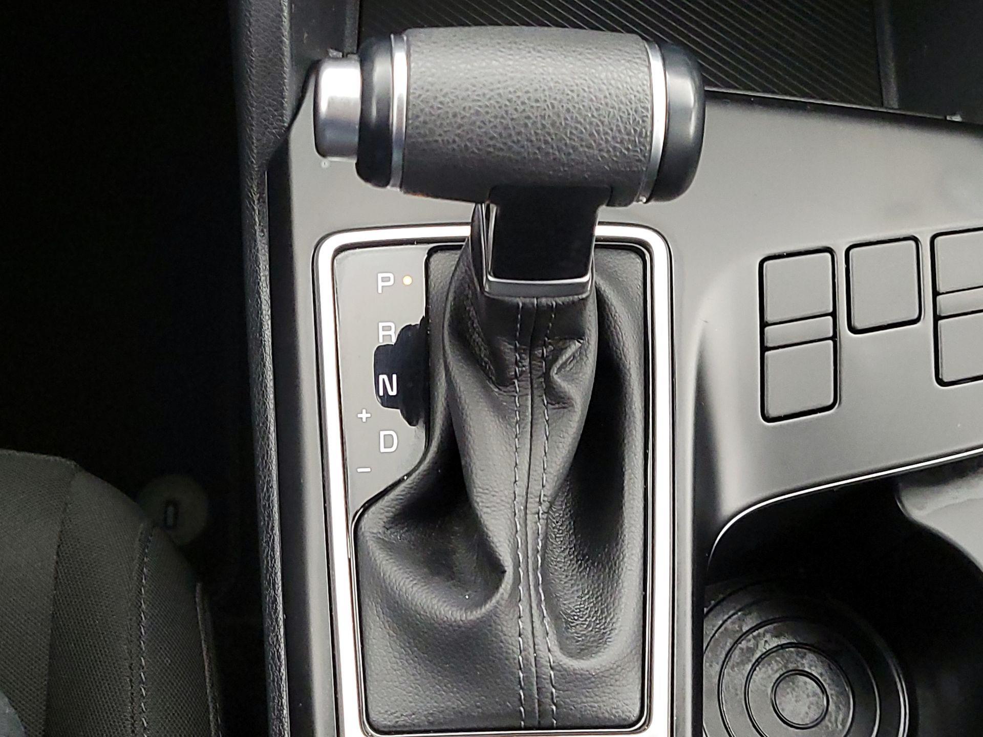 Thumbnail: 2024 Kia Sportage - 17