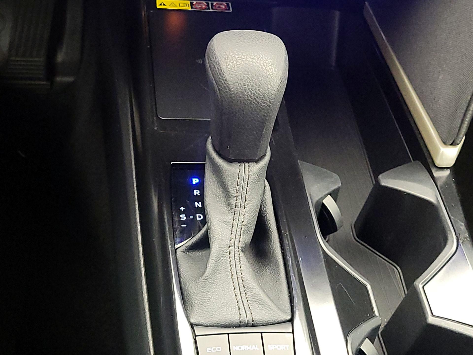 Thumbnail: 2025 Toyota Camry - 18