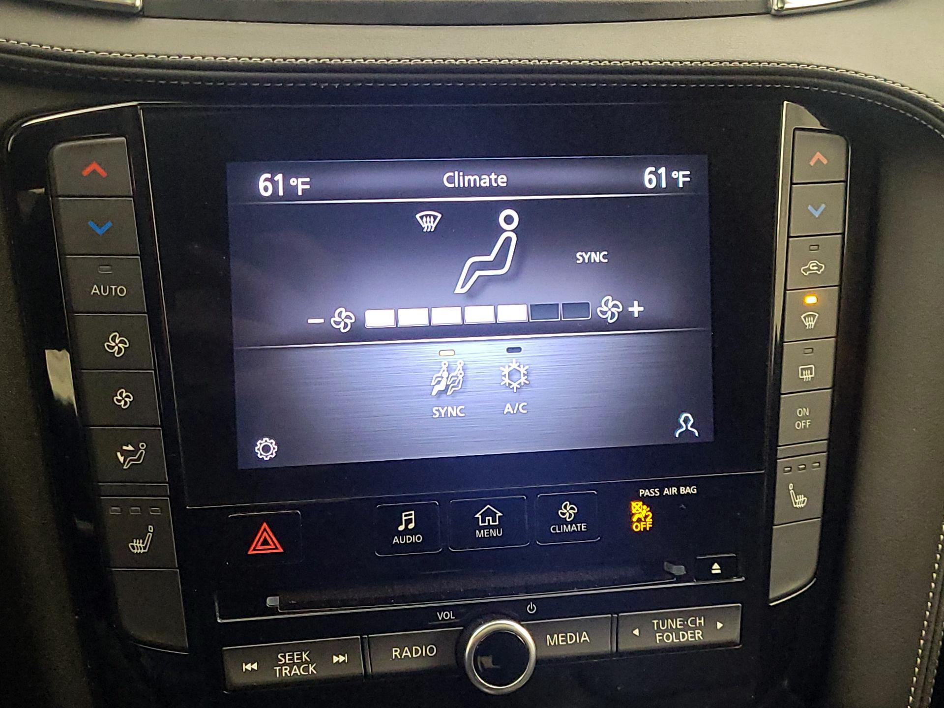 Thumbnail: 2024 INFINITI QX55 - 16