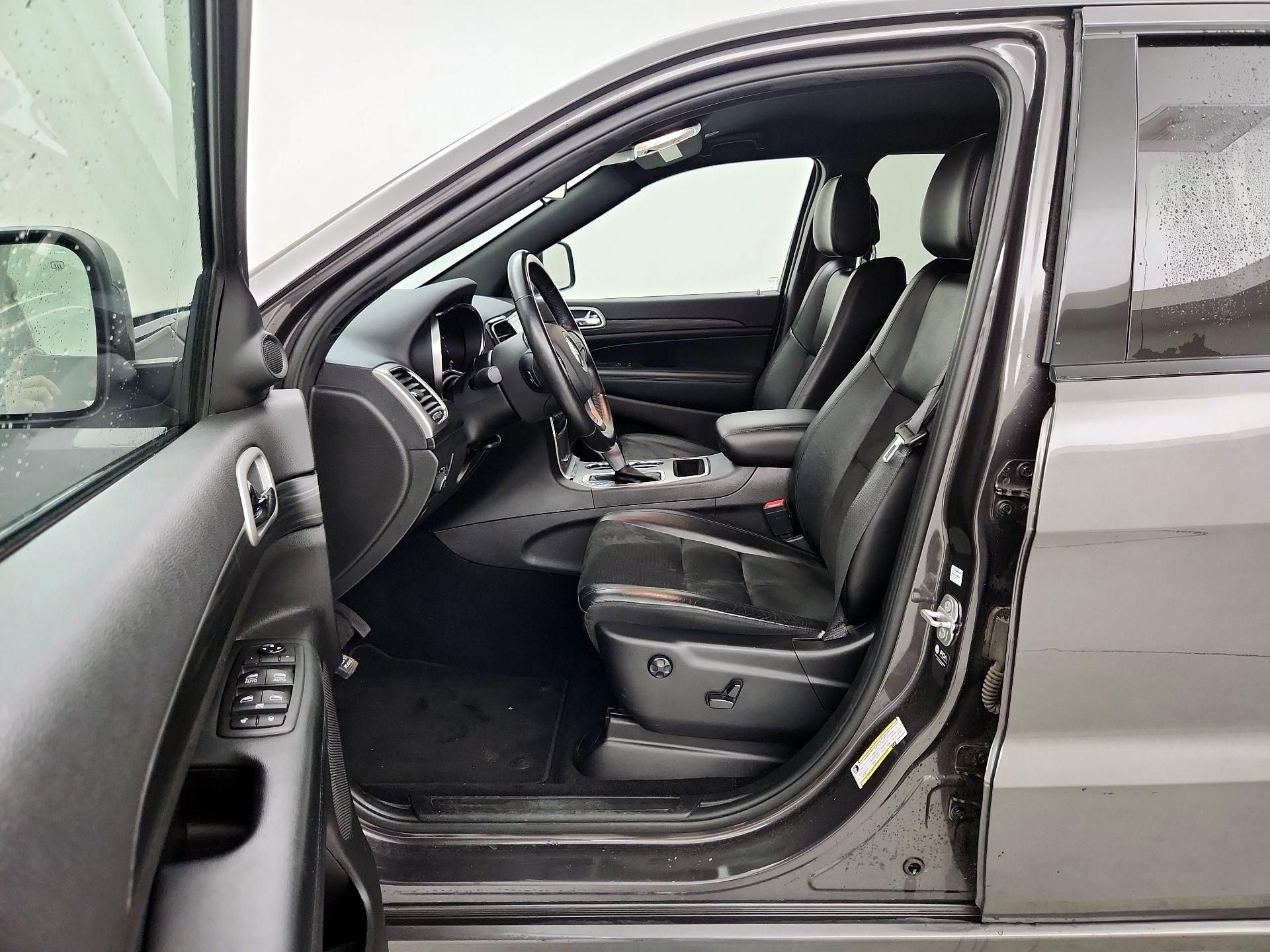 Thumbnail: 2021 Jeep Grand Cherokee - 11