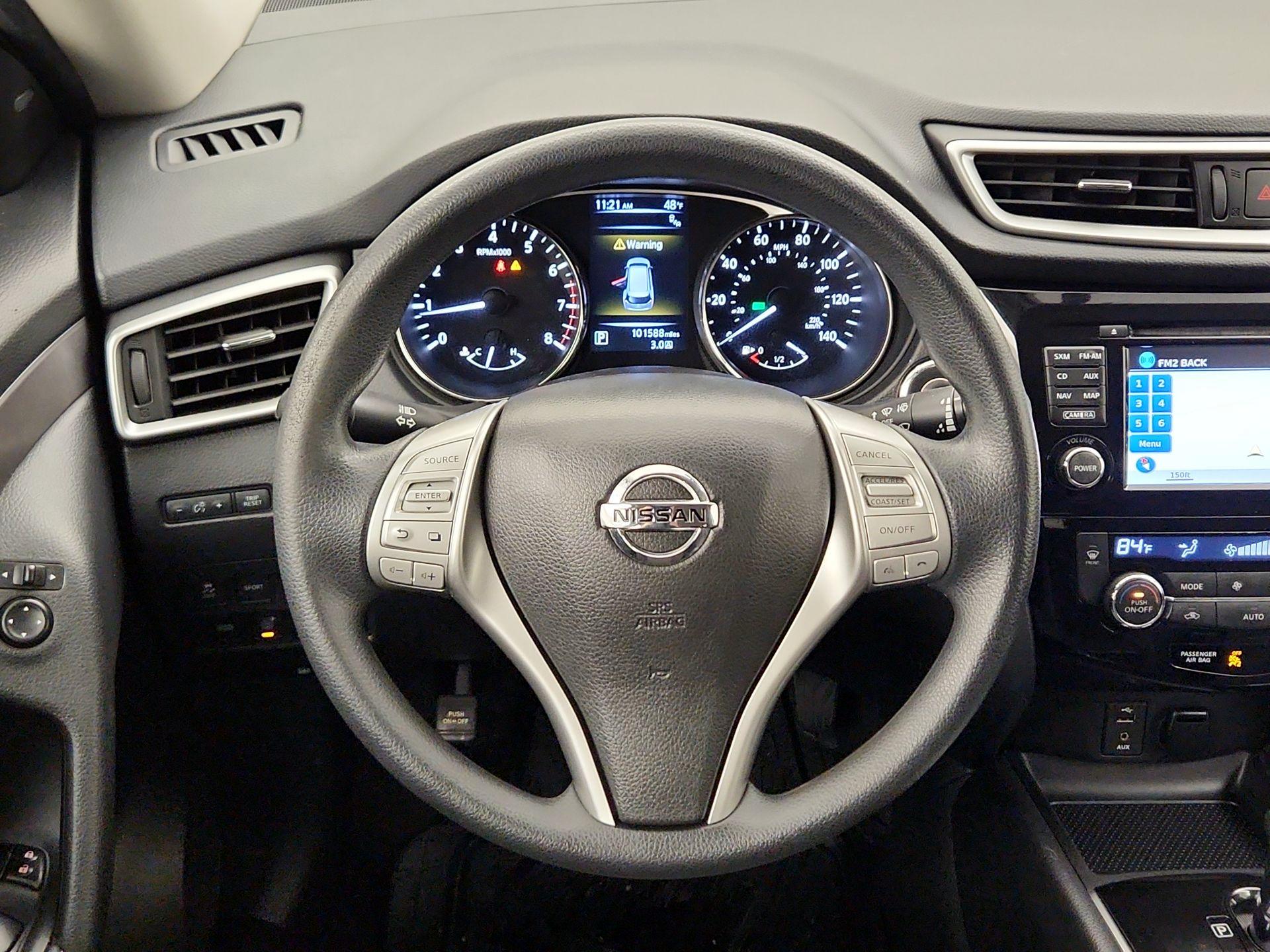 Thumbnail: 2016 Nissan Rogue - 10