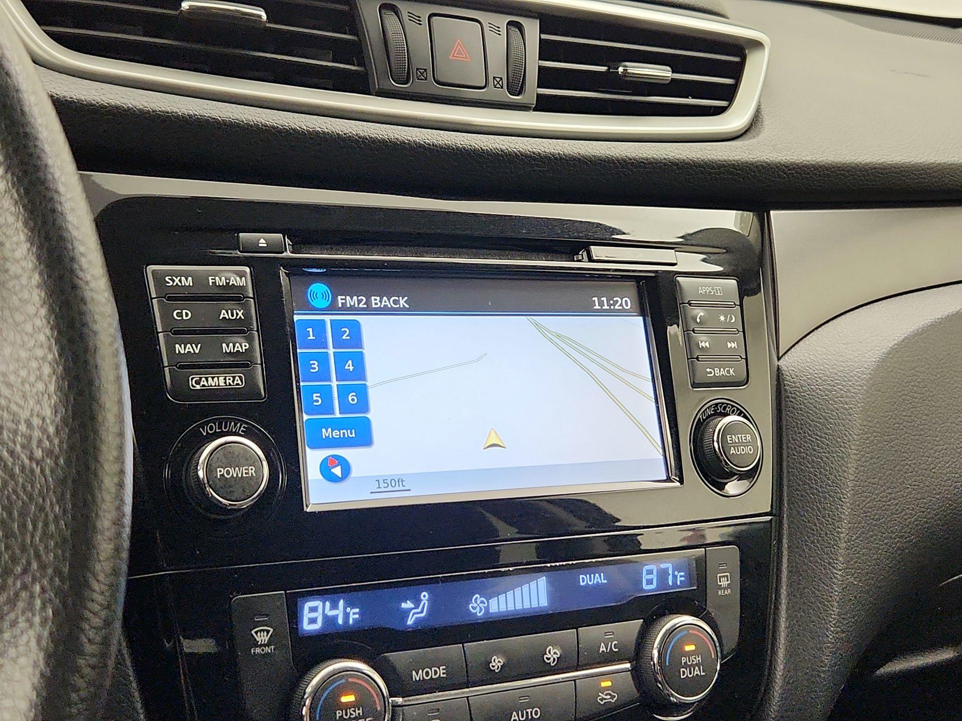 Thumbnail: 2016 Nissan Rogue - 14