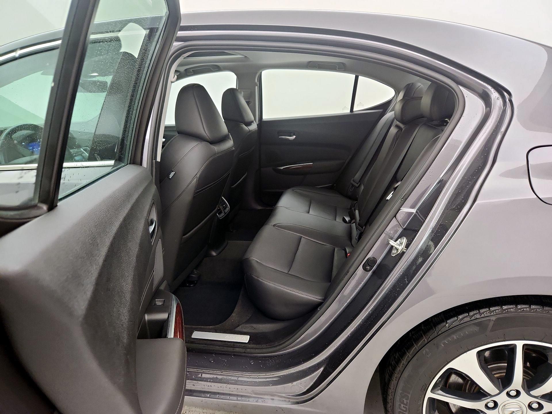 Thumbnail: 2017 Acura TLX - 20