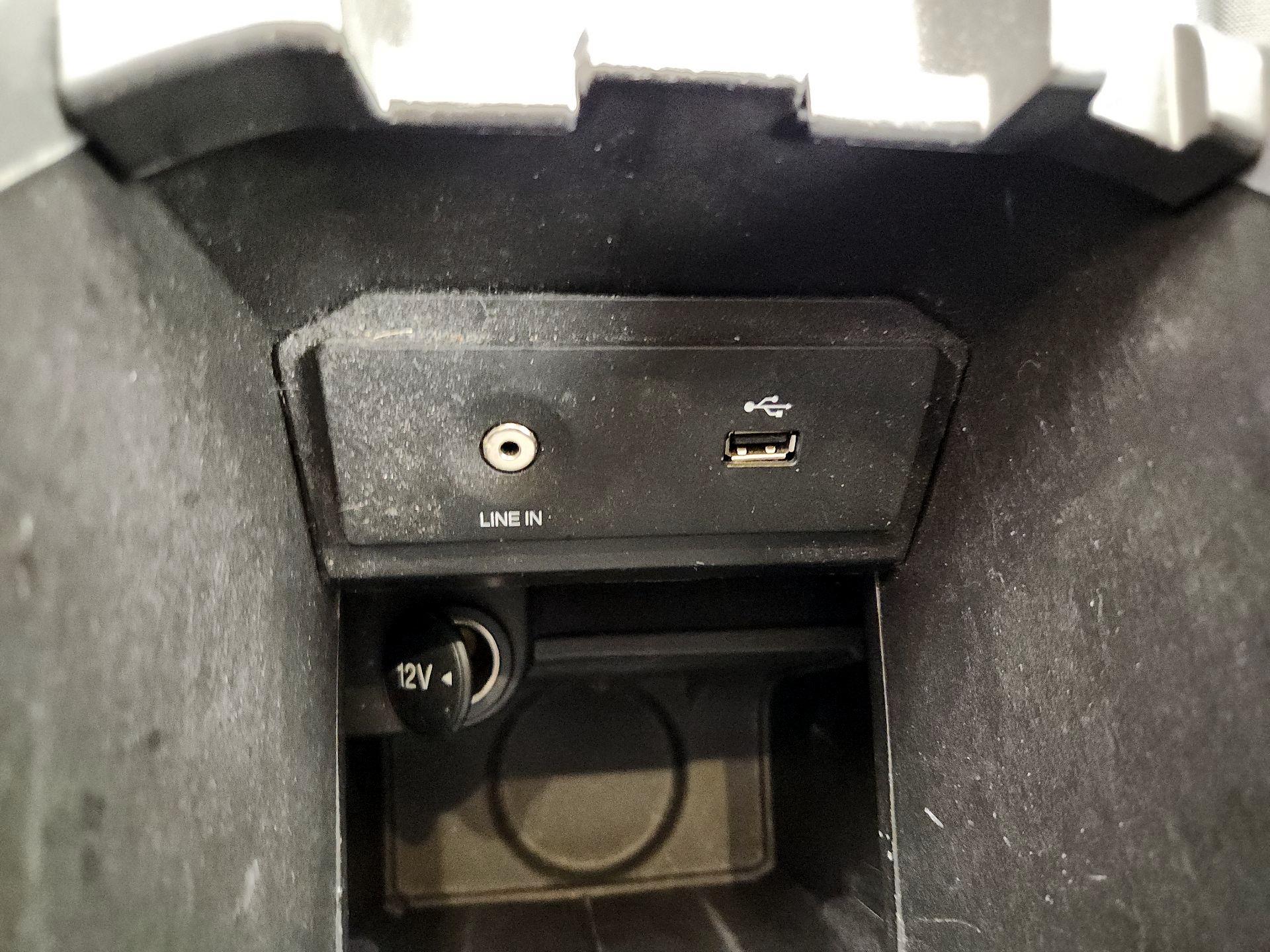 Thumbnail: 2015 Ford Escape - 18