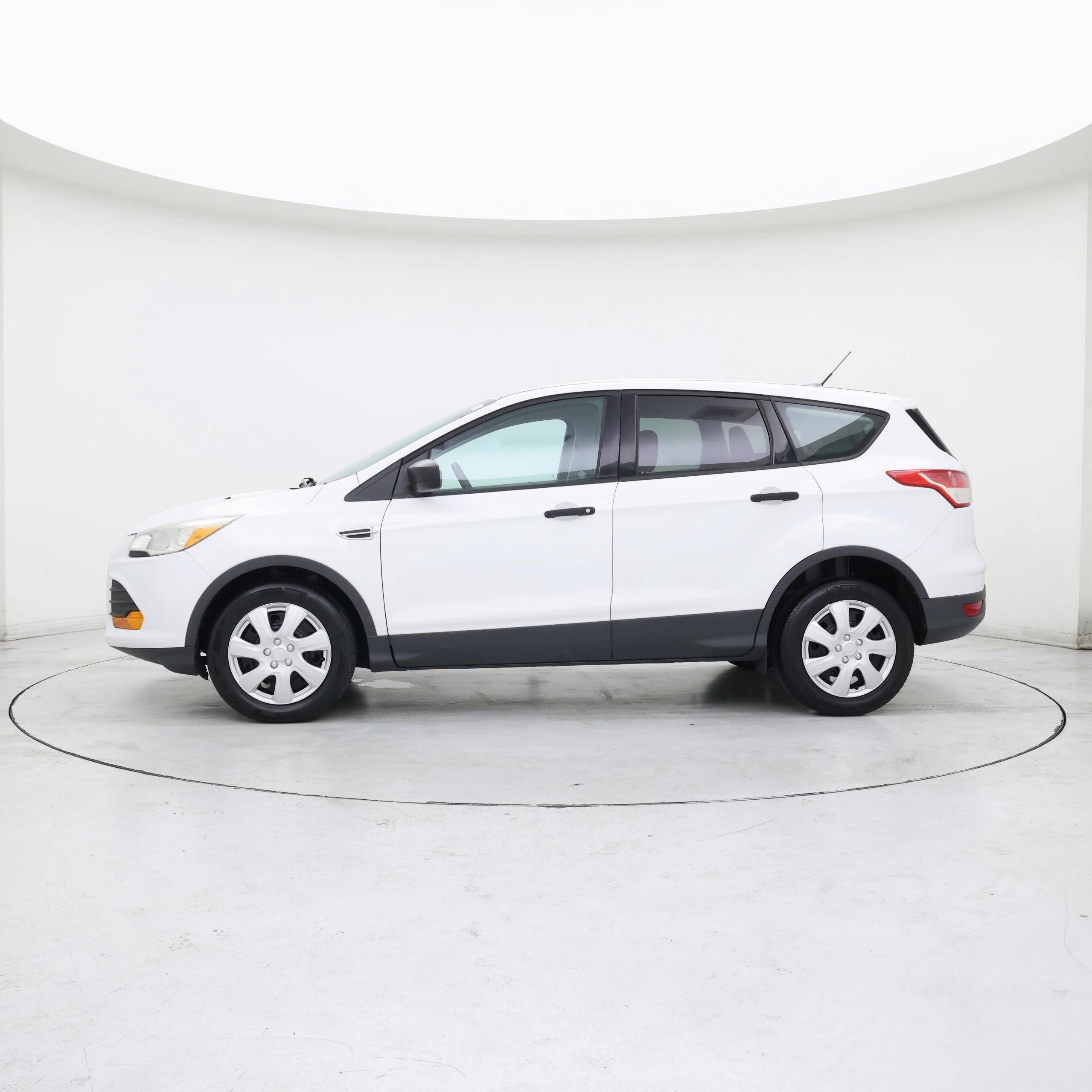 Thumbnail: 2015 Ford Escape - 3