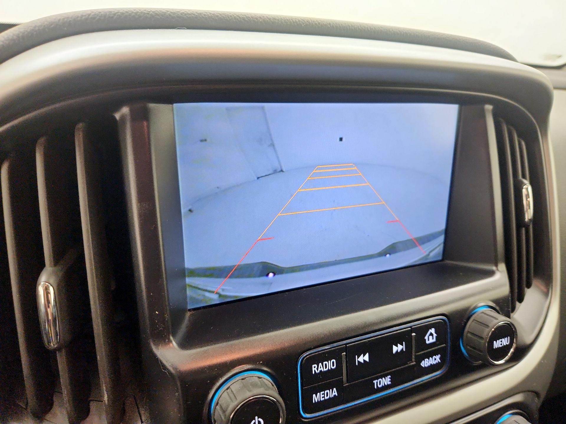 Thumbnail: 2015 Chevrolet Colorado - 15