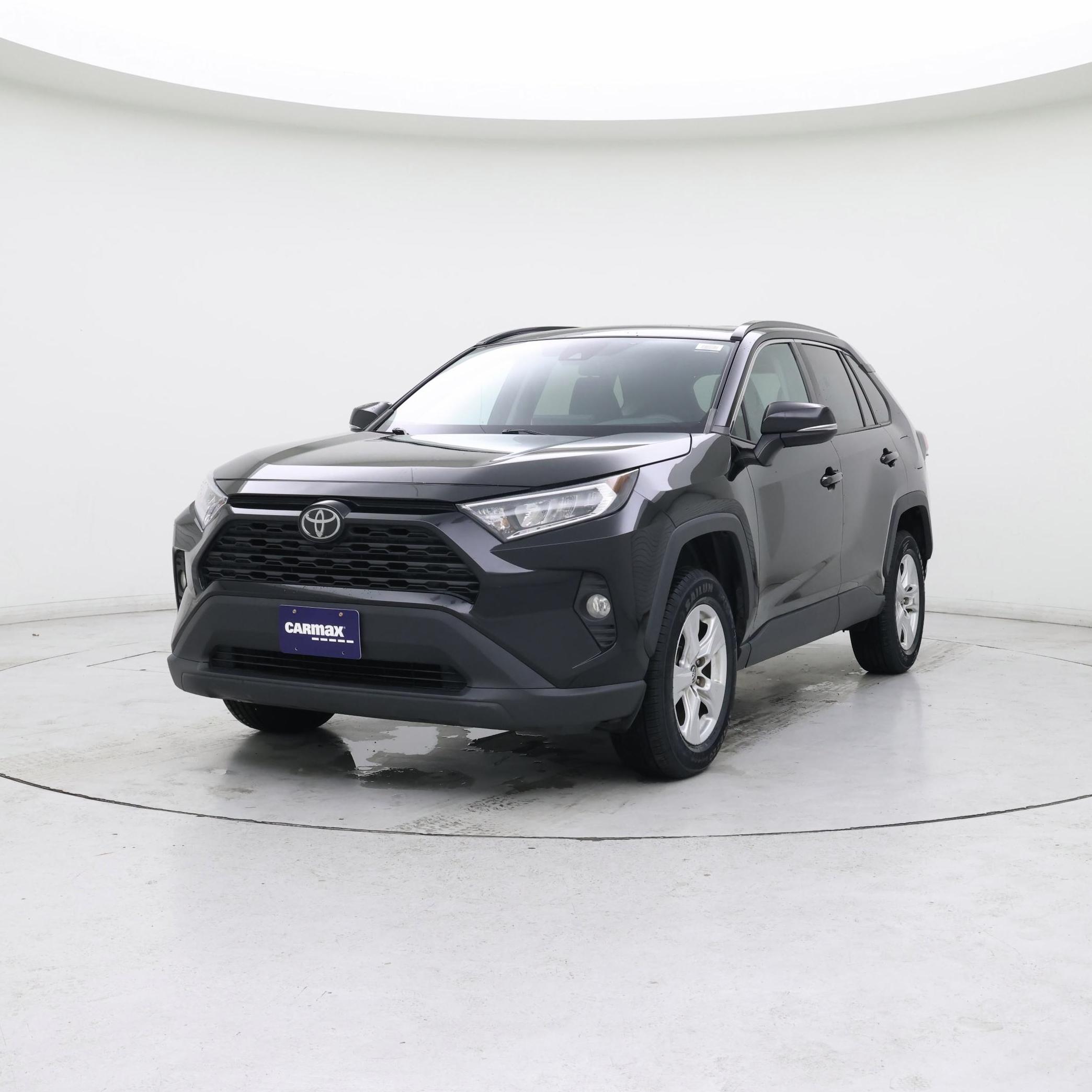 Thumbnail: 2019 Toyota RAV4 - 4