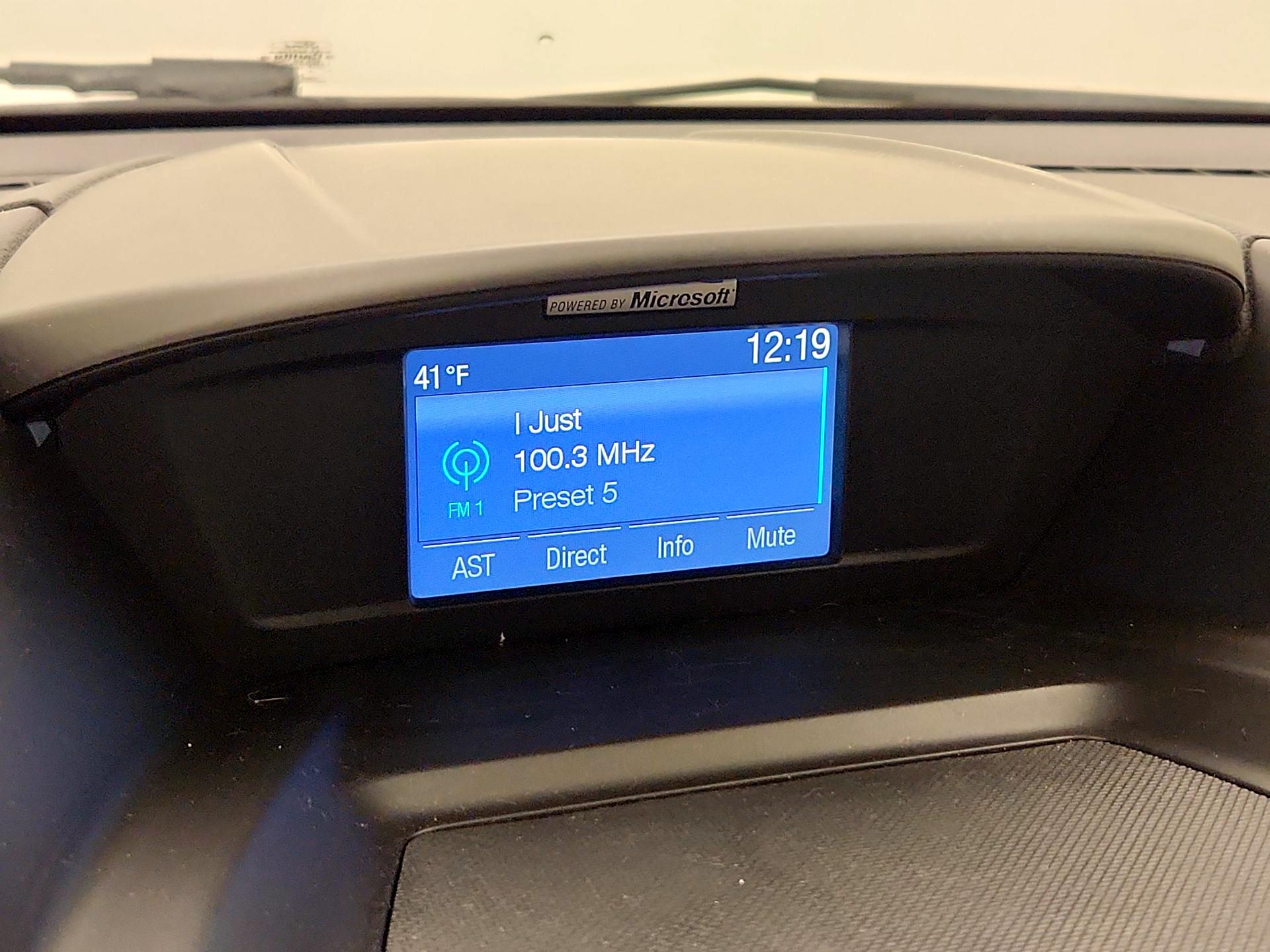 Thumbnail: 2015 Ford Escape - 15