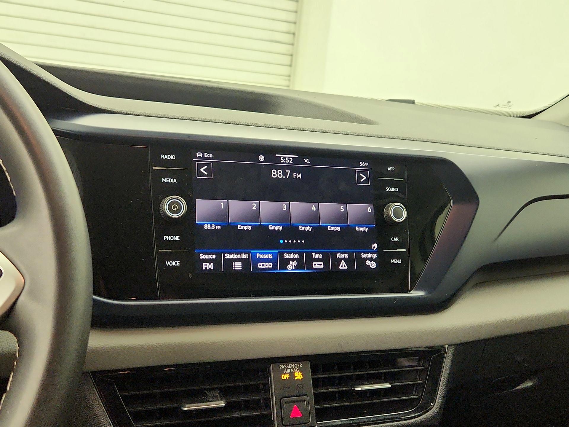 Thumbnail: 2023 Volkswagen Taos - 15