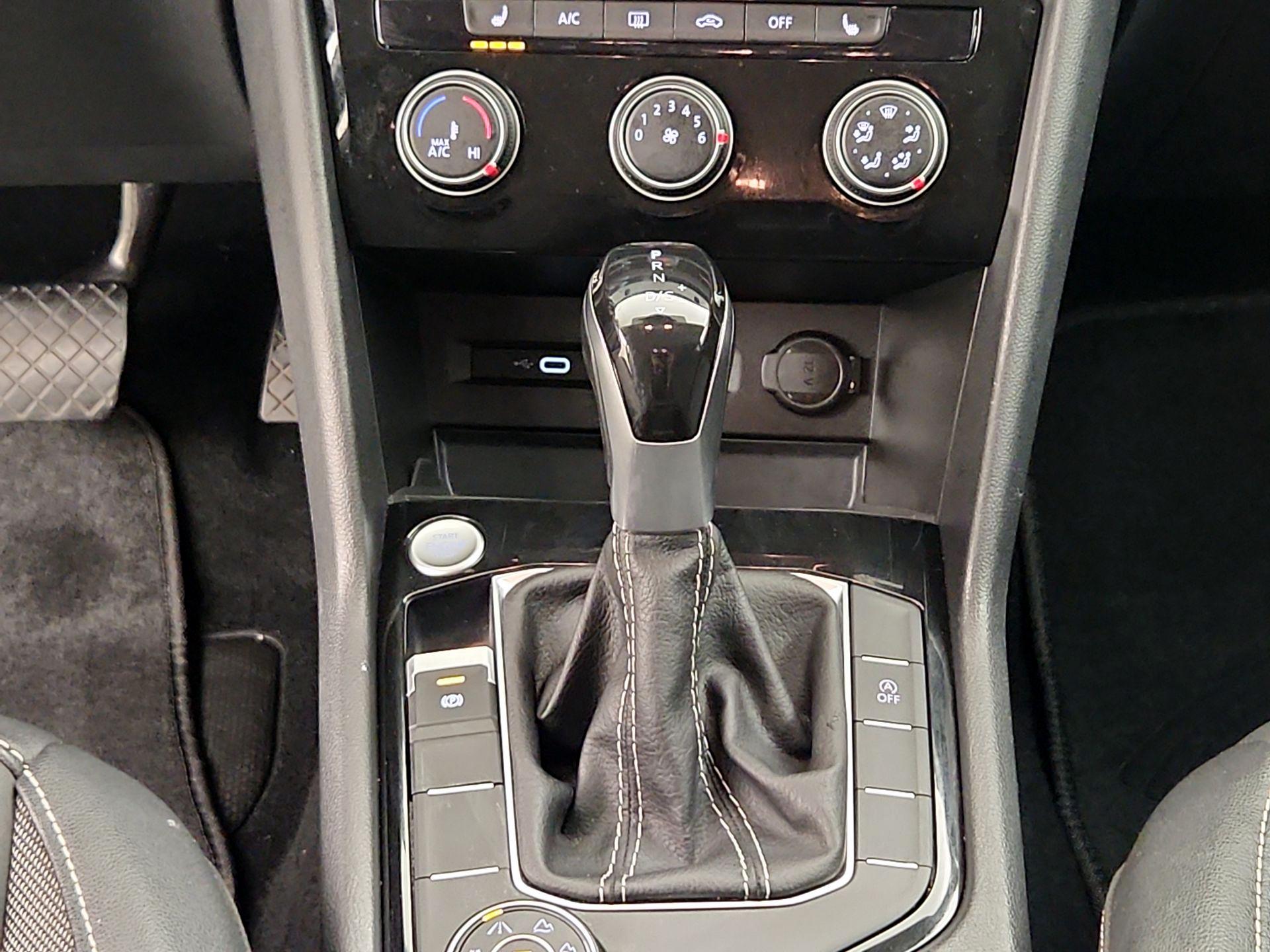 Thumbnail: 2023 Volkswagen Taos - 17