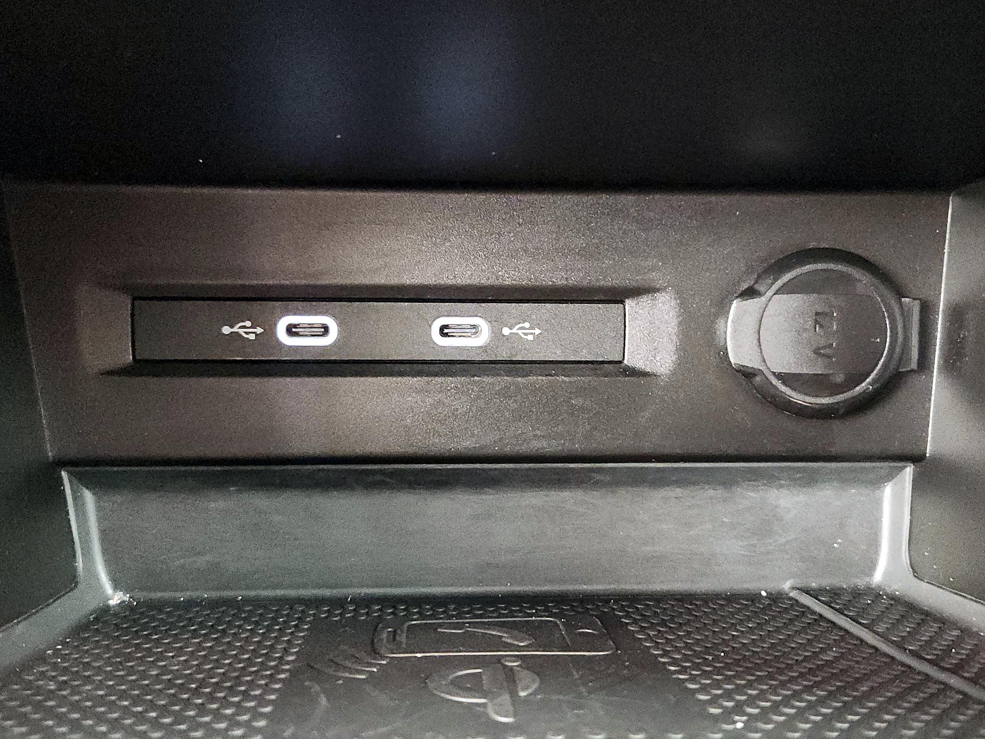 Thumbnail: 2023 Volkswagen Taos - 18