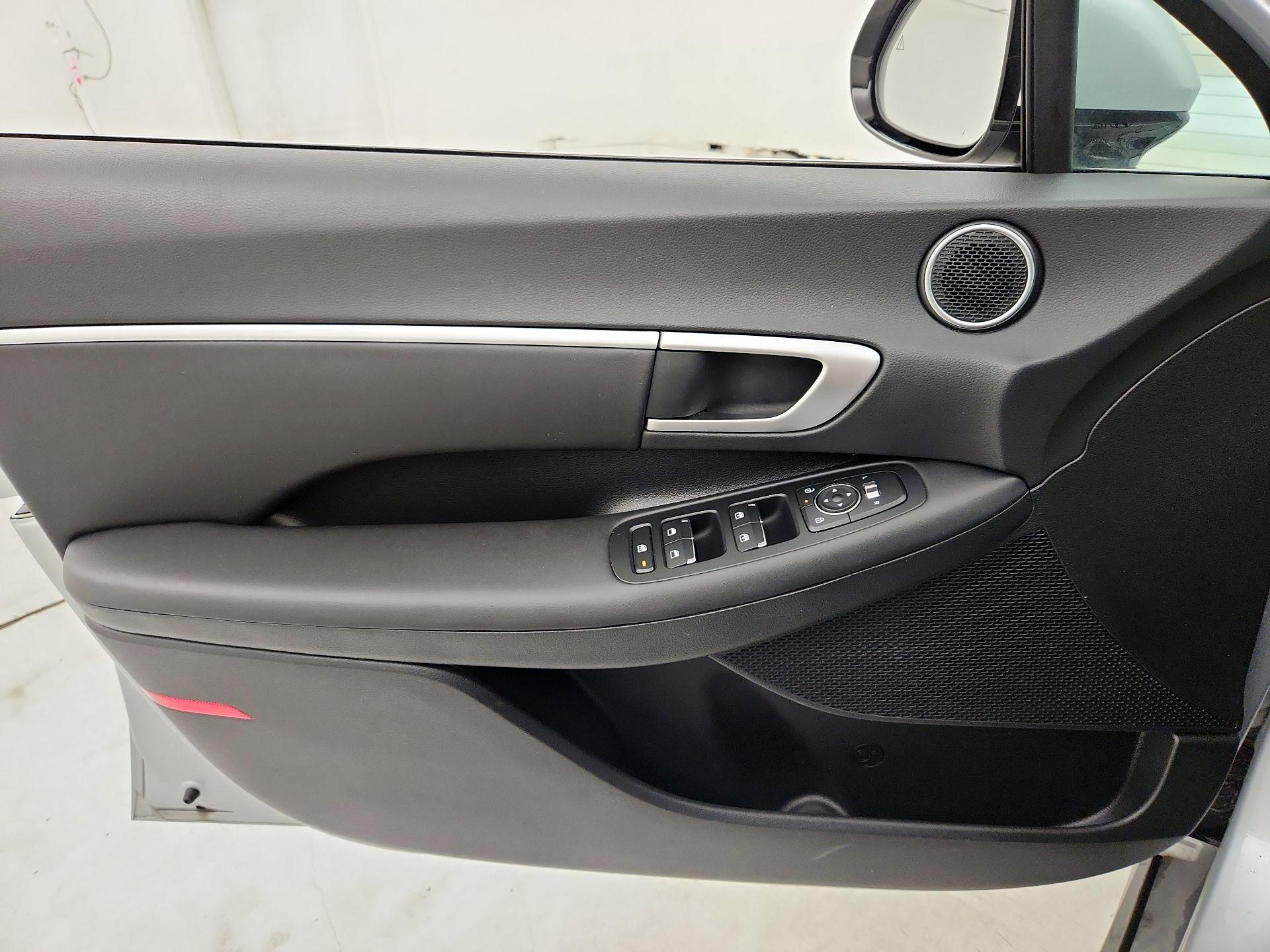 Thumbnail: 2025 Hyundai Sonata - 12