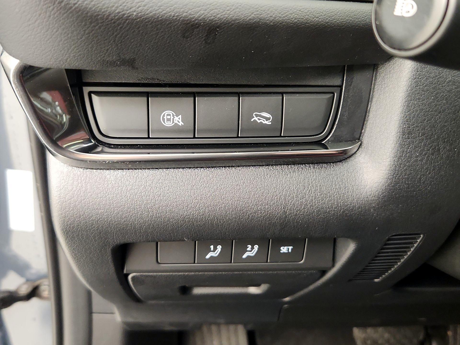 Thumbnail: 2025 Mazda CX-30 - 13