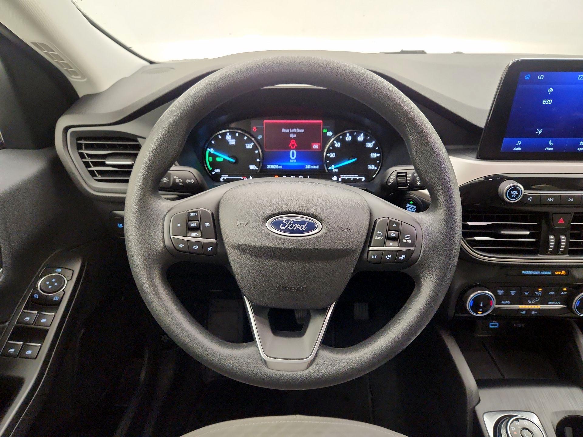 Thumbnail: 2022 Ford Escape - 10