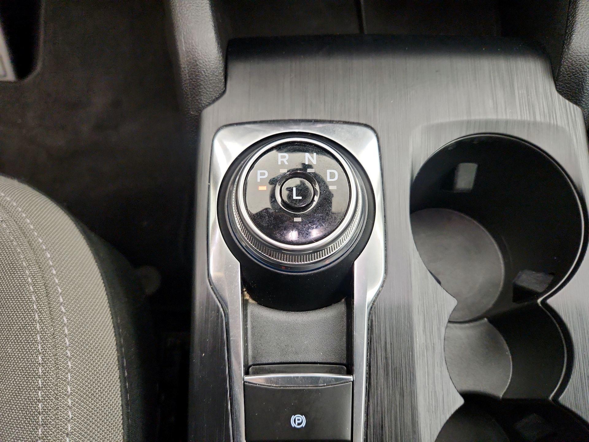 Thumbnail: 2022 Ford Escape - 17