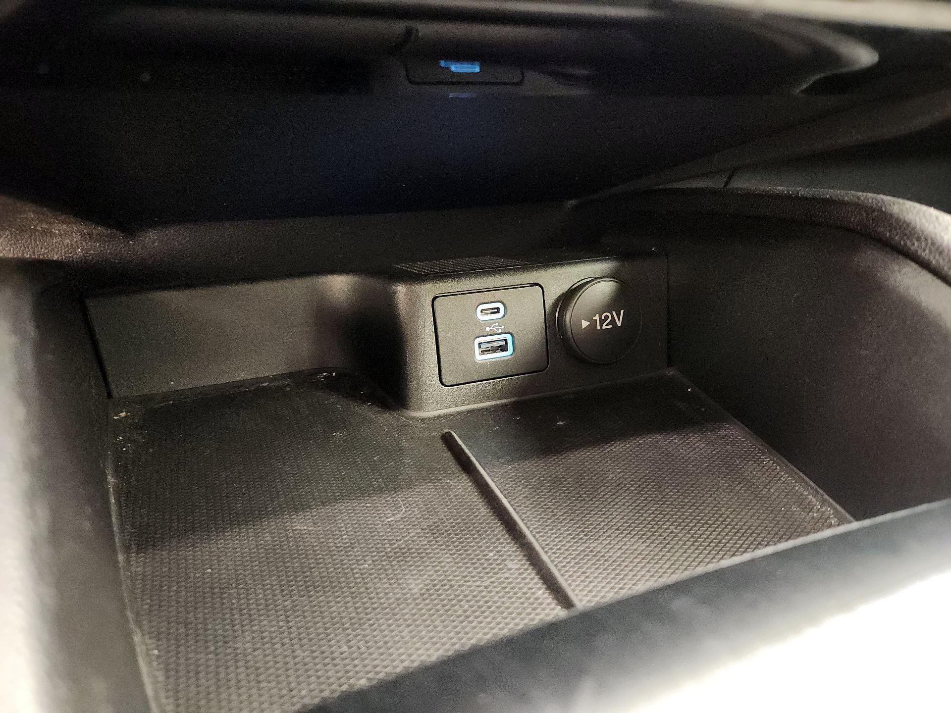 Thumbnail: 2022 Ford Escape - 18