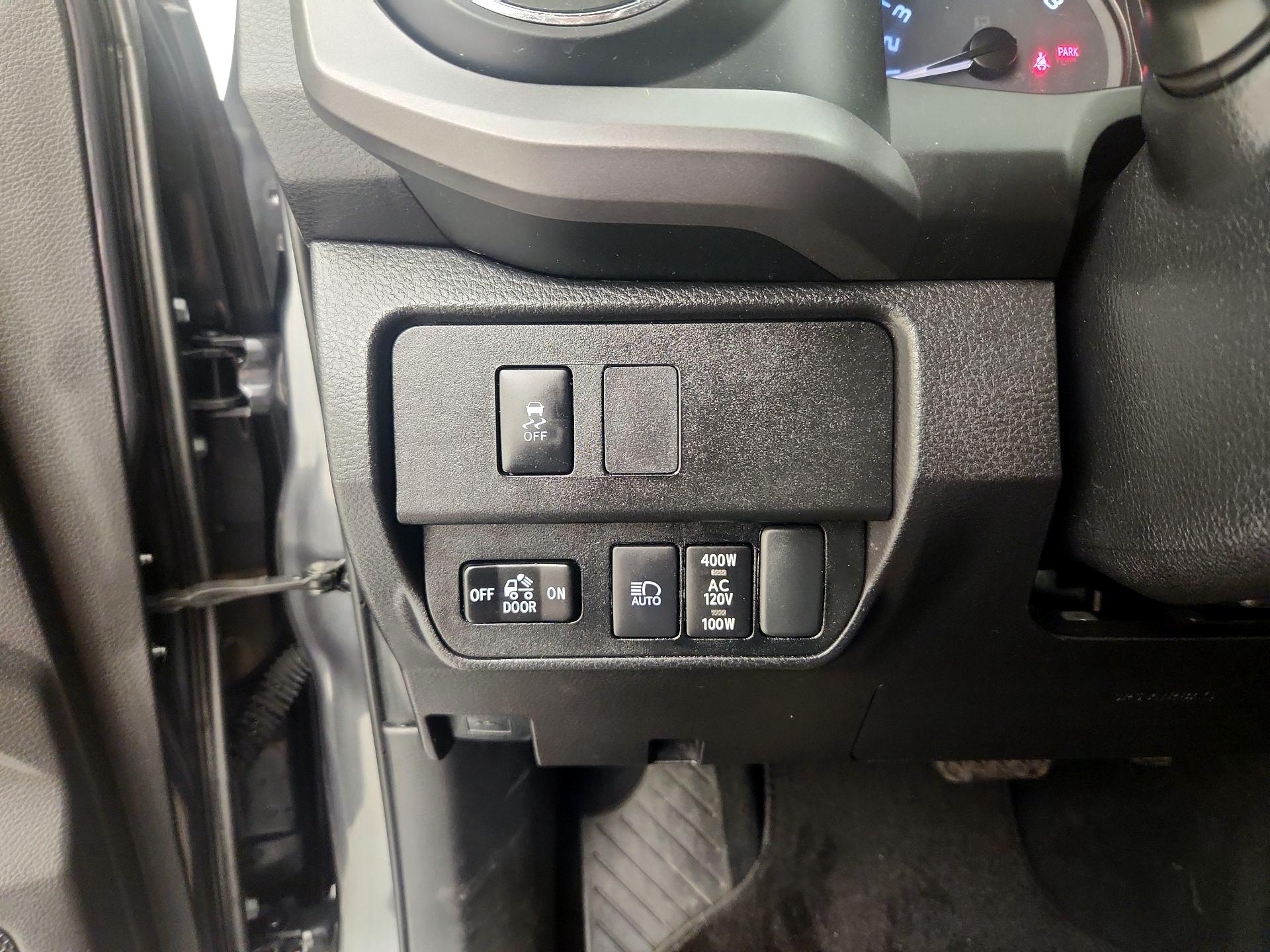 Thumbnail: 2023 Toyota Tacoma - 13