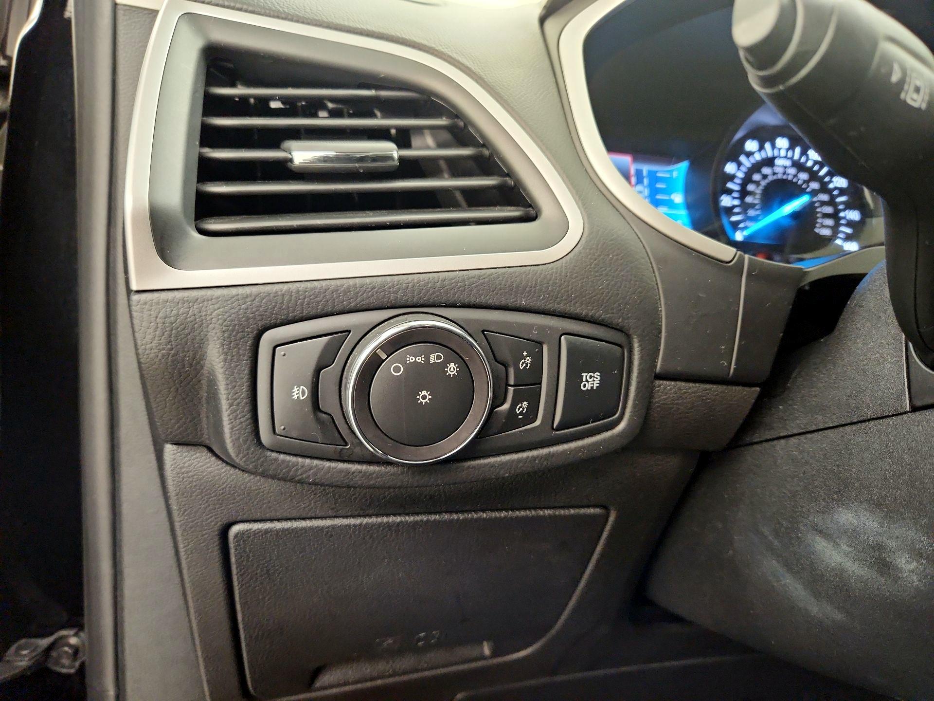 Thumbnail: 2021 Ford Edge - 13