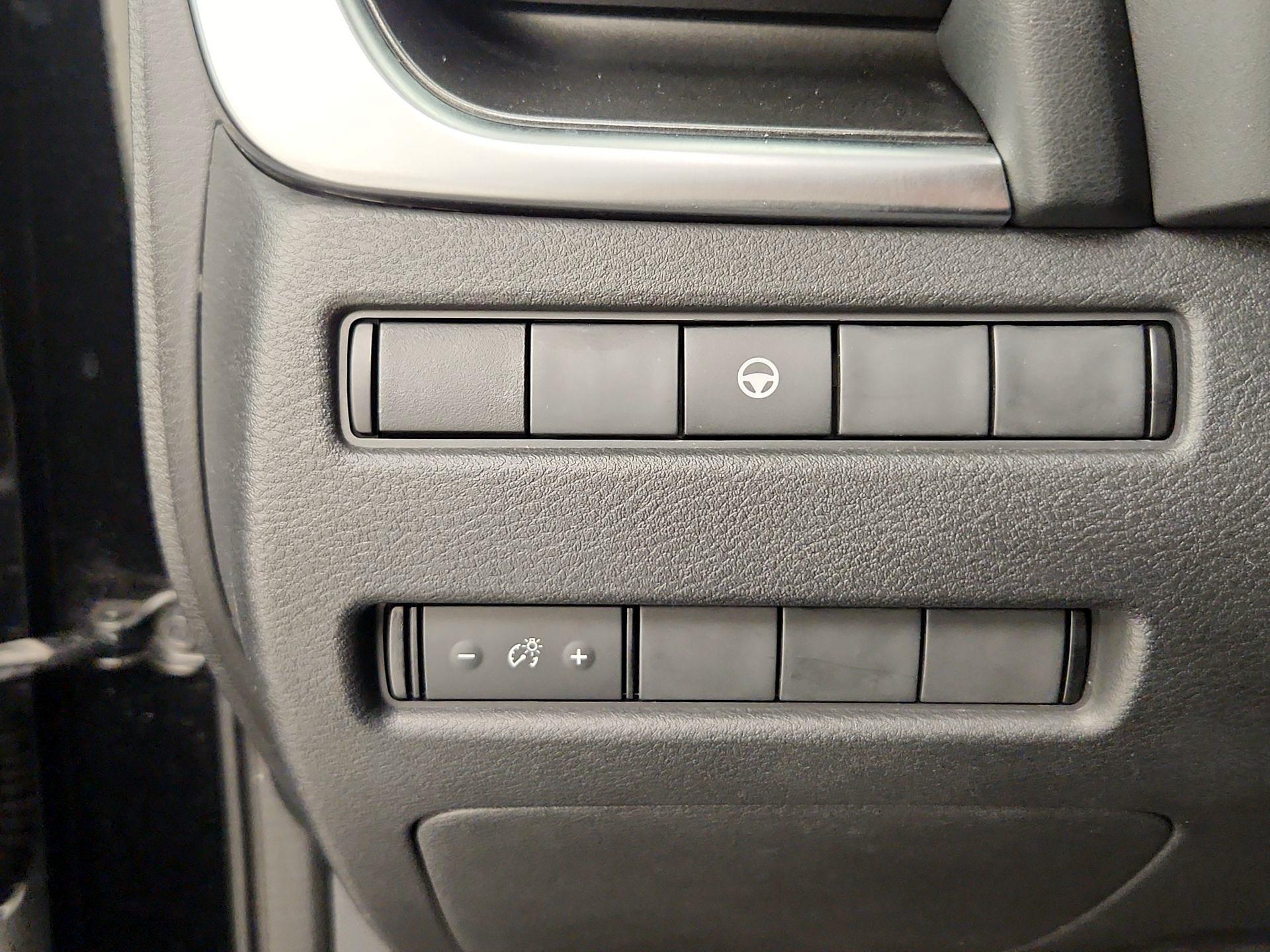 Thumbnail: 2022 Nissan Rogue - 13