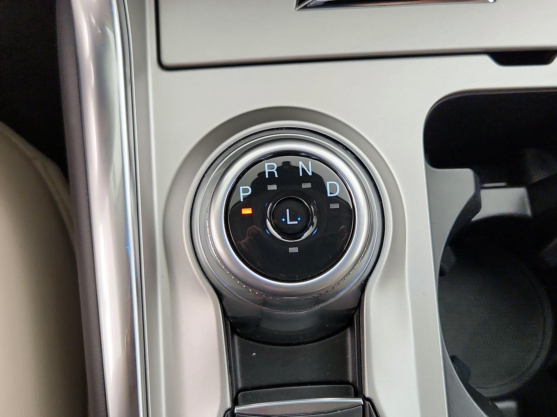 Thumbnail: 2023 Ford Explorer - 18