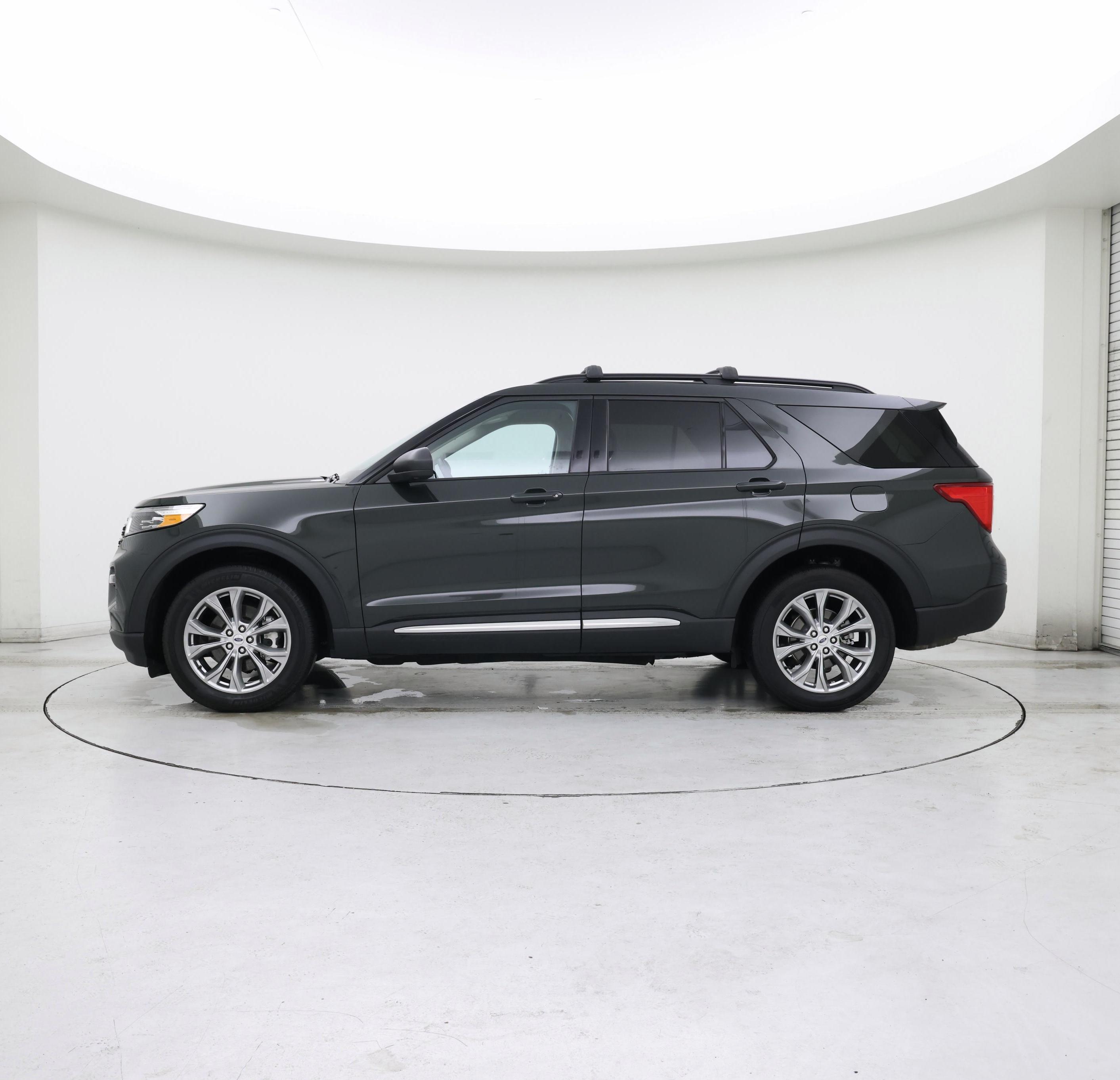 Thumbnail: 2023 Ford Explorer - 3