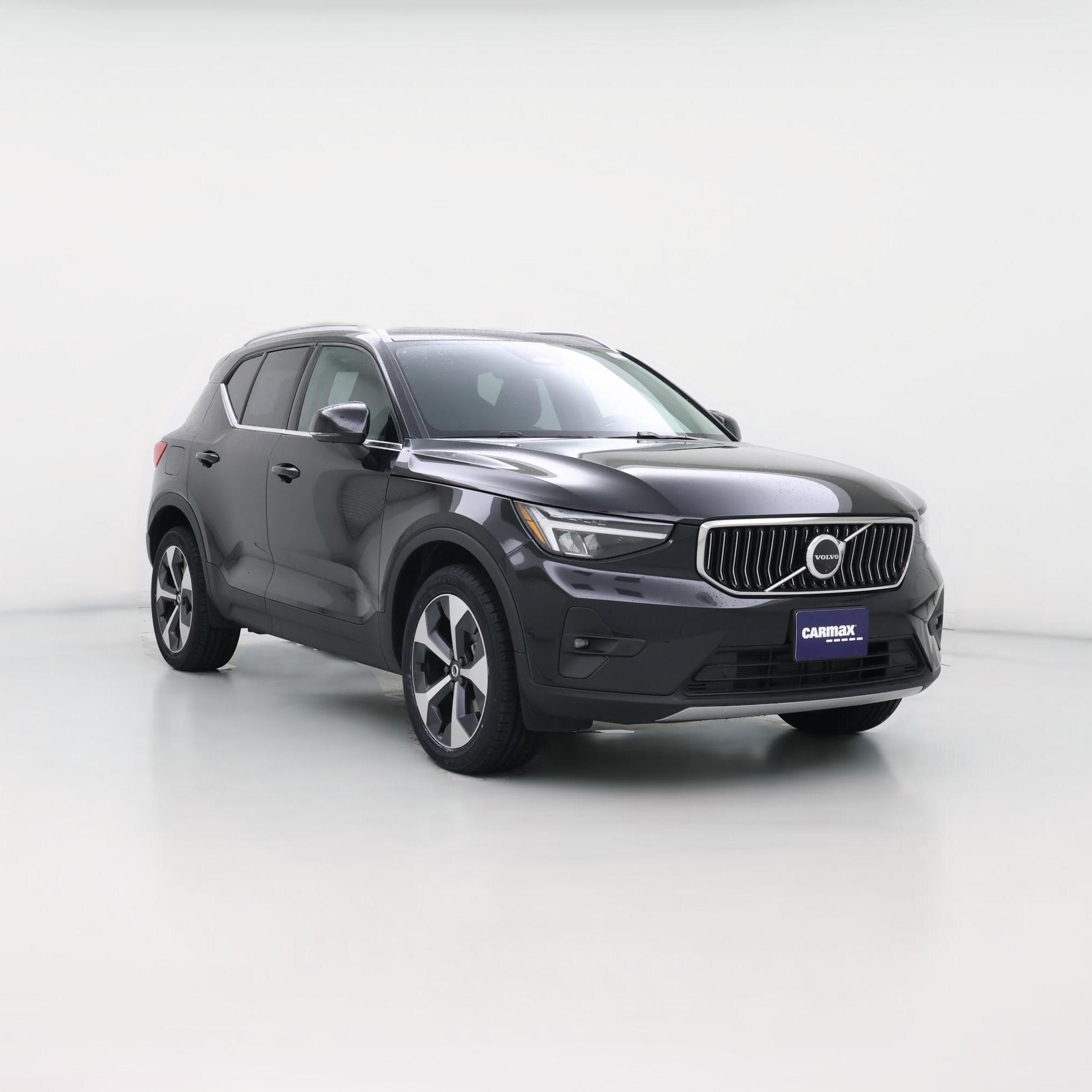 Thumbnail: 2025 Volvo XC40 - 1