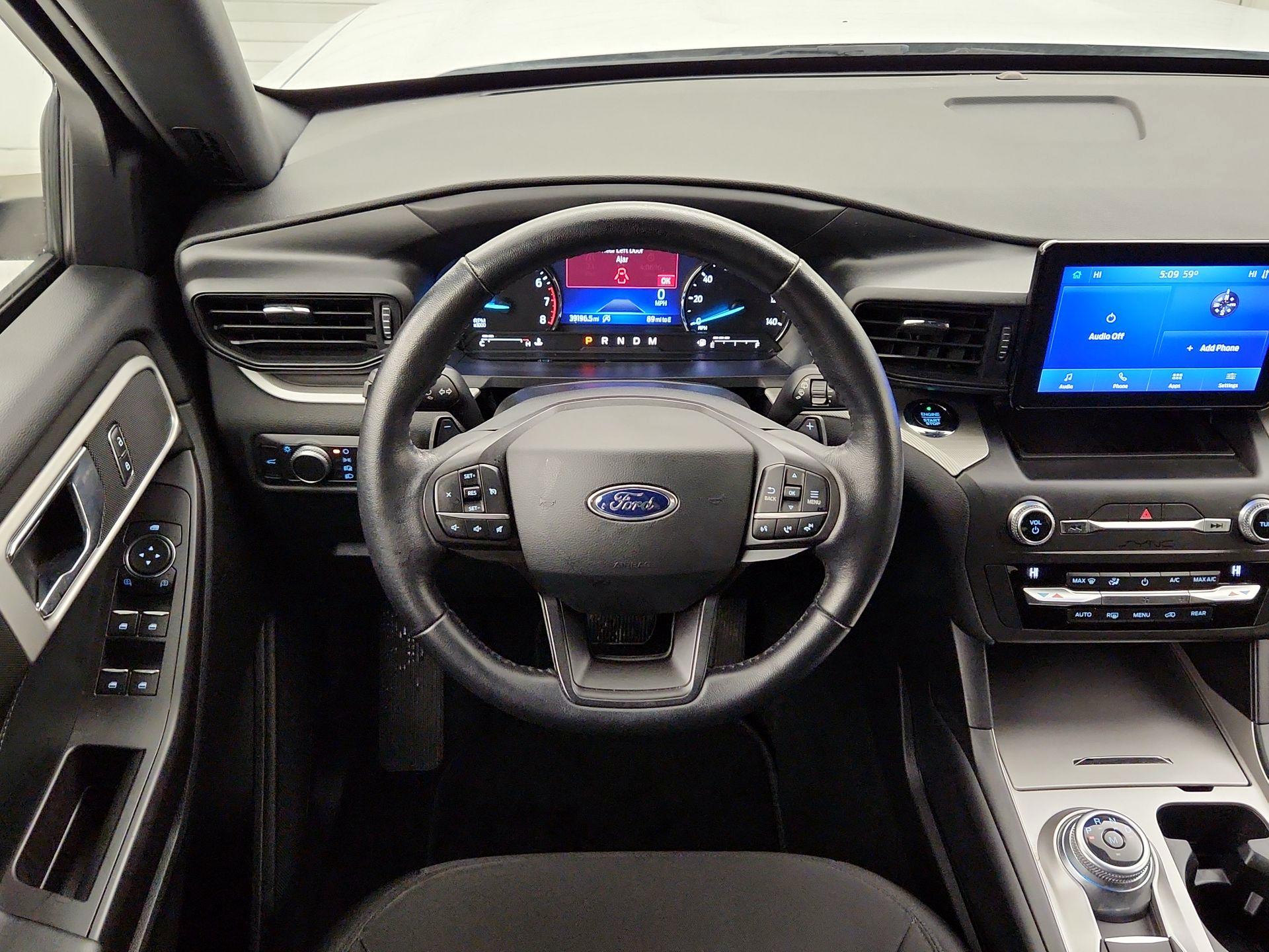 Thumbnail: 2020 Ford Explorer - 10