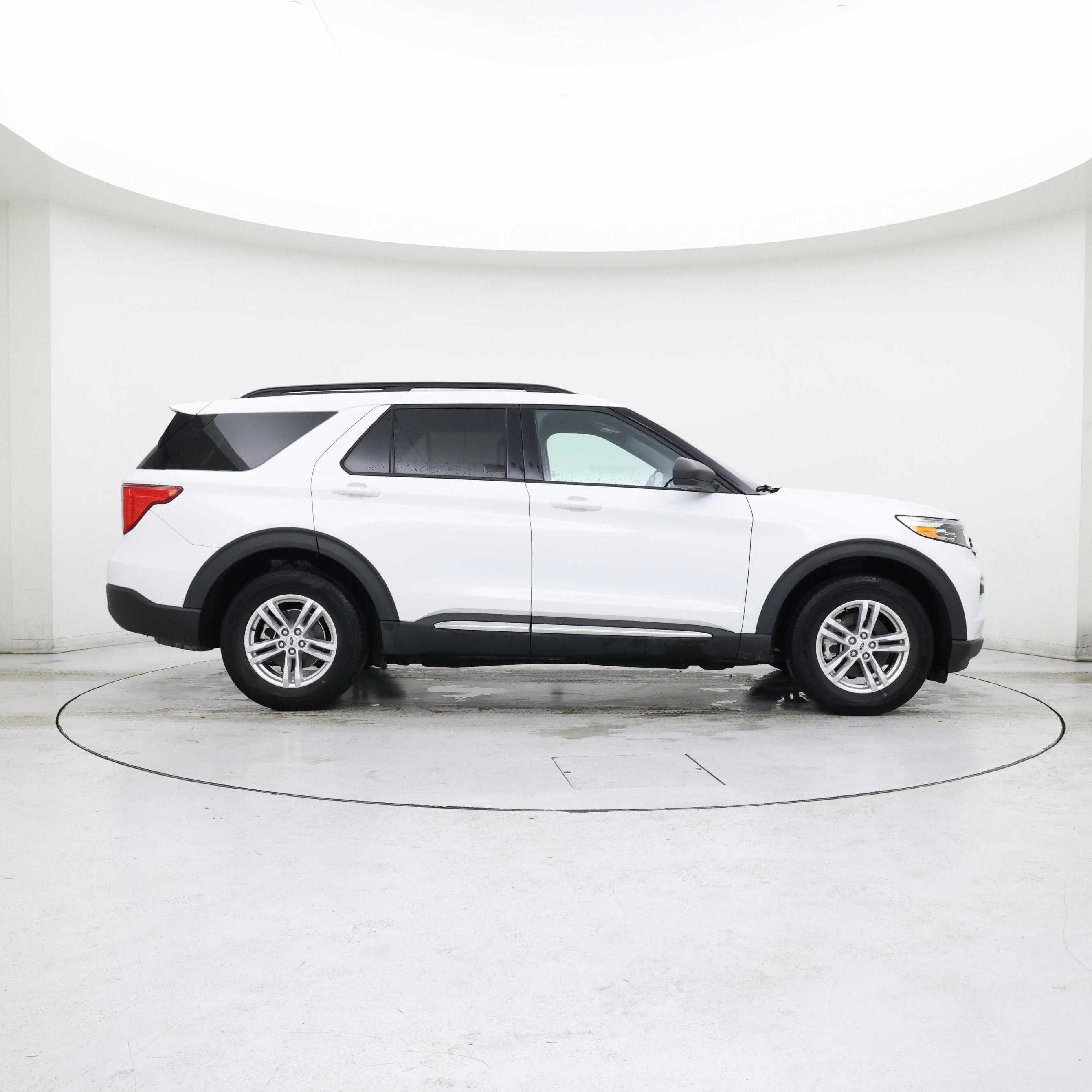 Thumbnail: 2020 Ford Explorer - 7