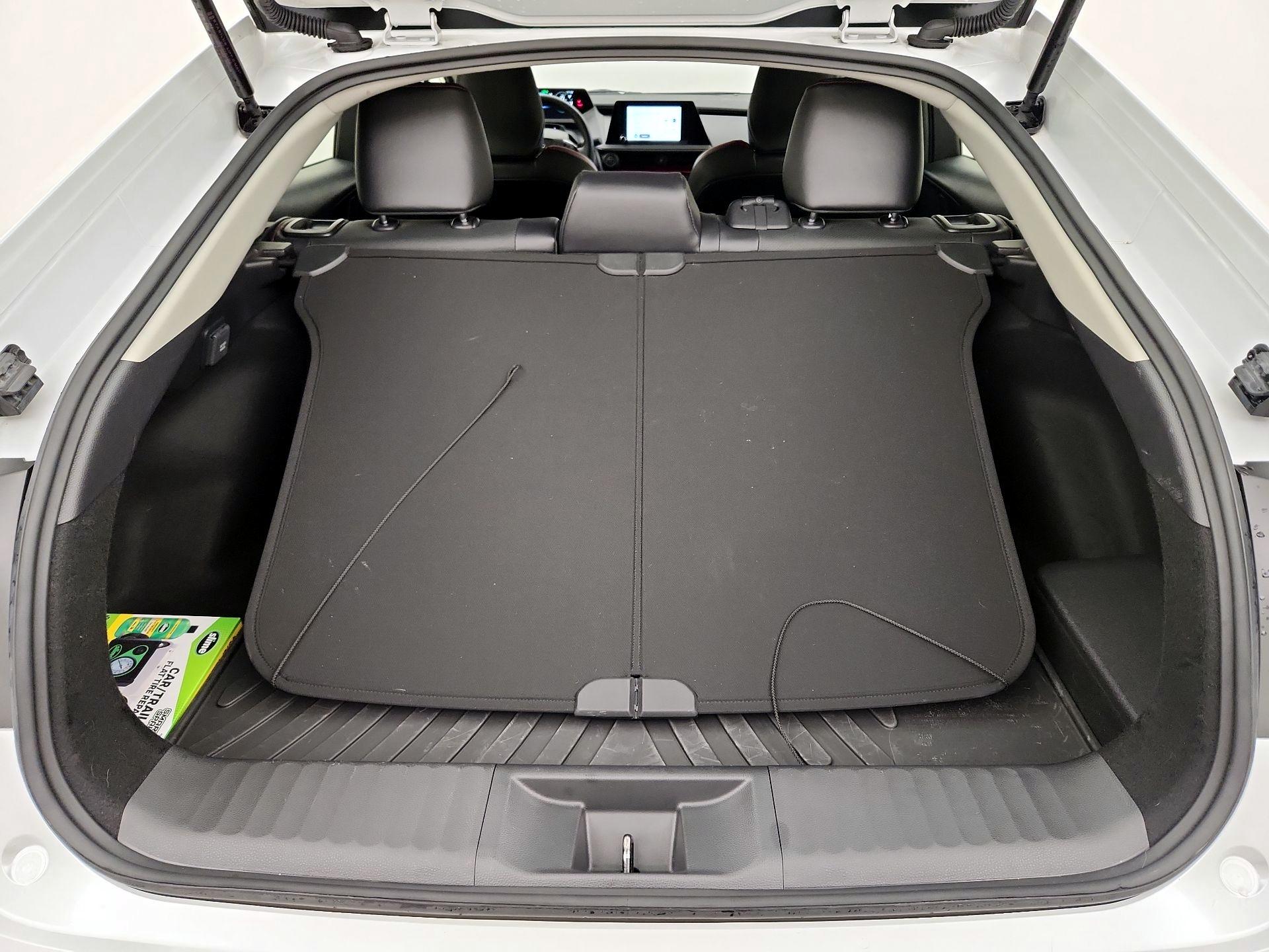 Thumbnail: 2024 Toyota Prius Prime - 20