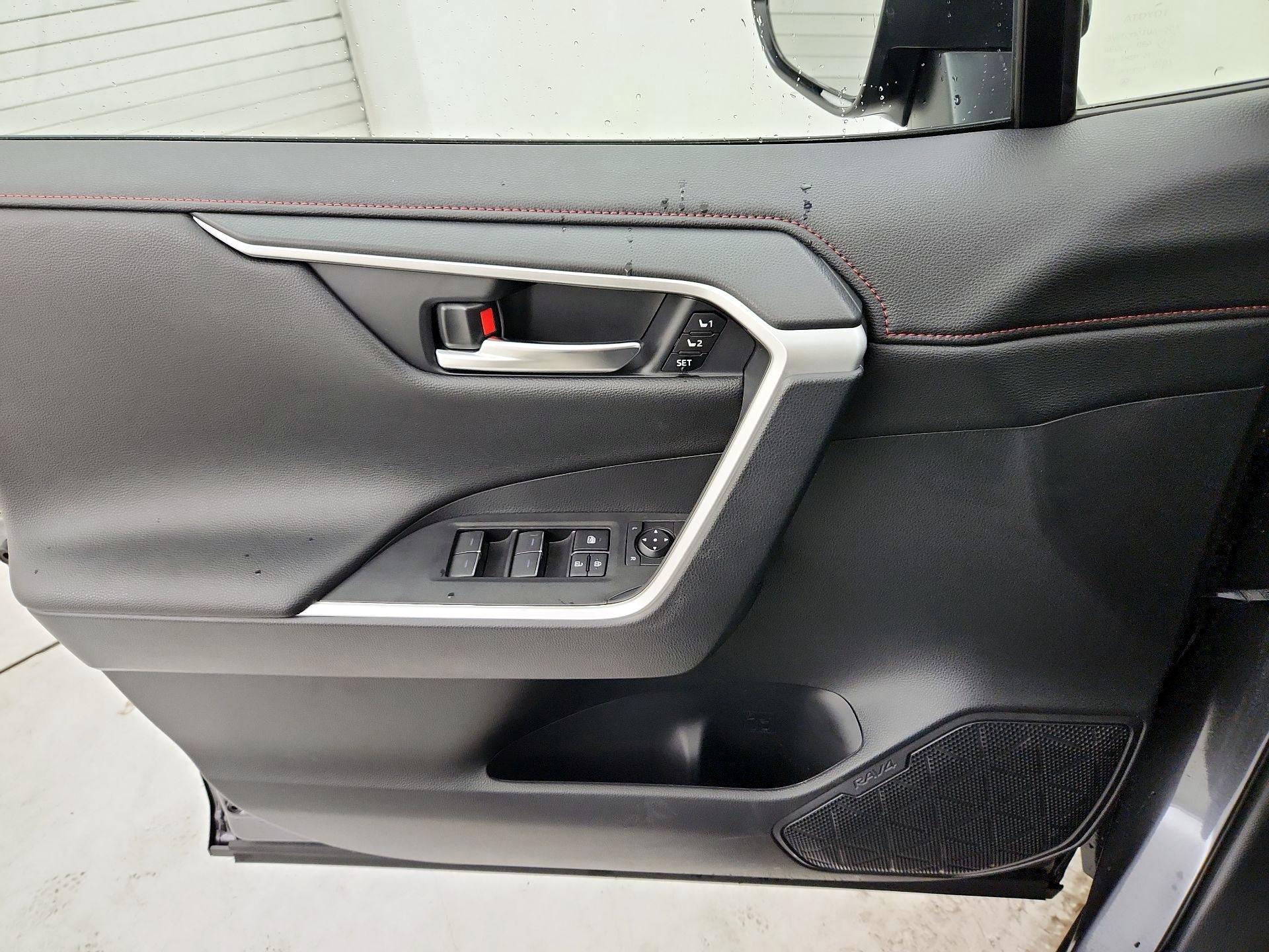 Thumbnail: 2024 Toyota RAV4 - 12