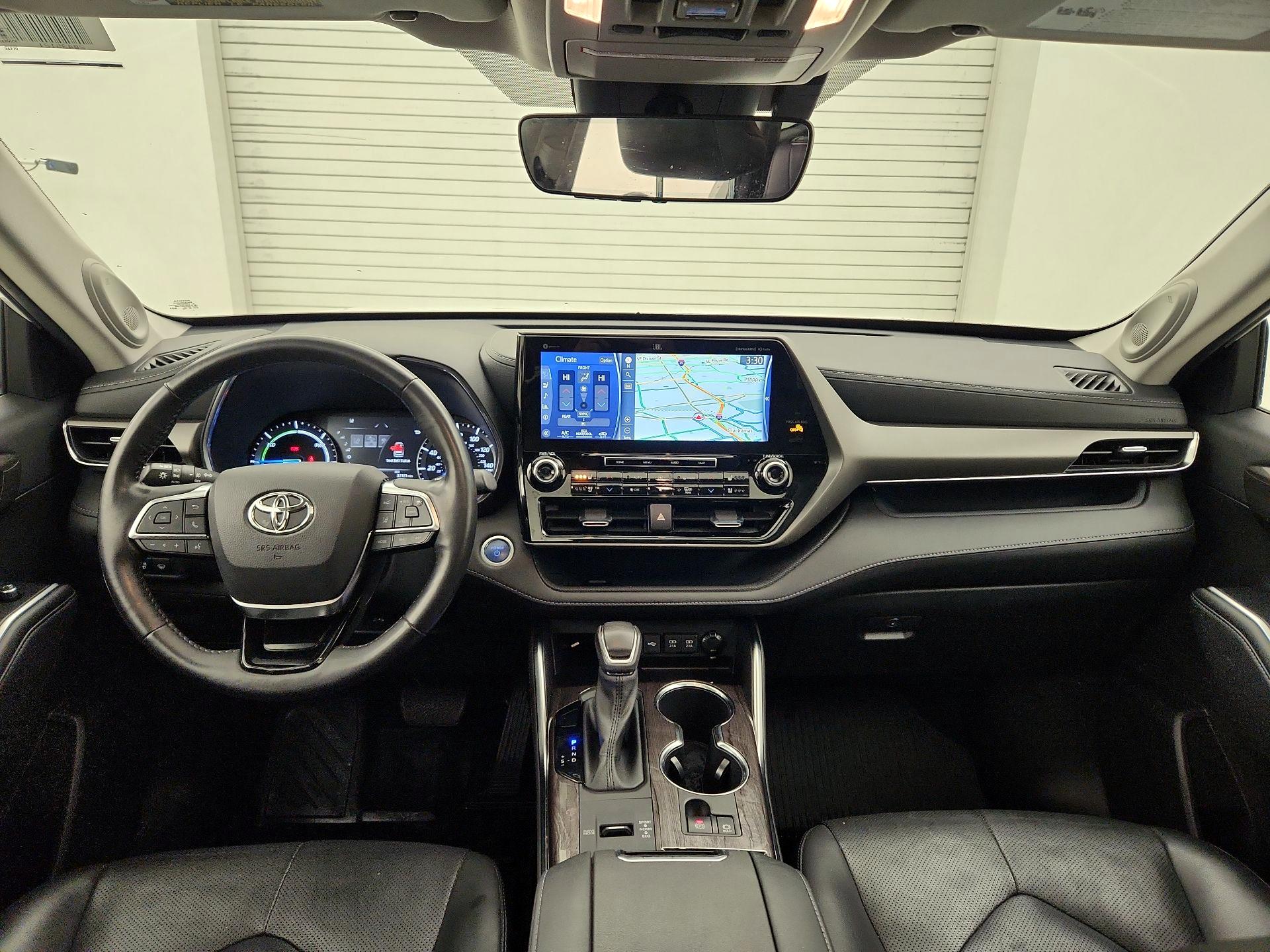 Thumbnail: 2021 Toyota Highlander - 9