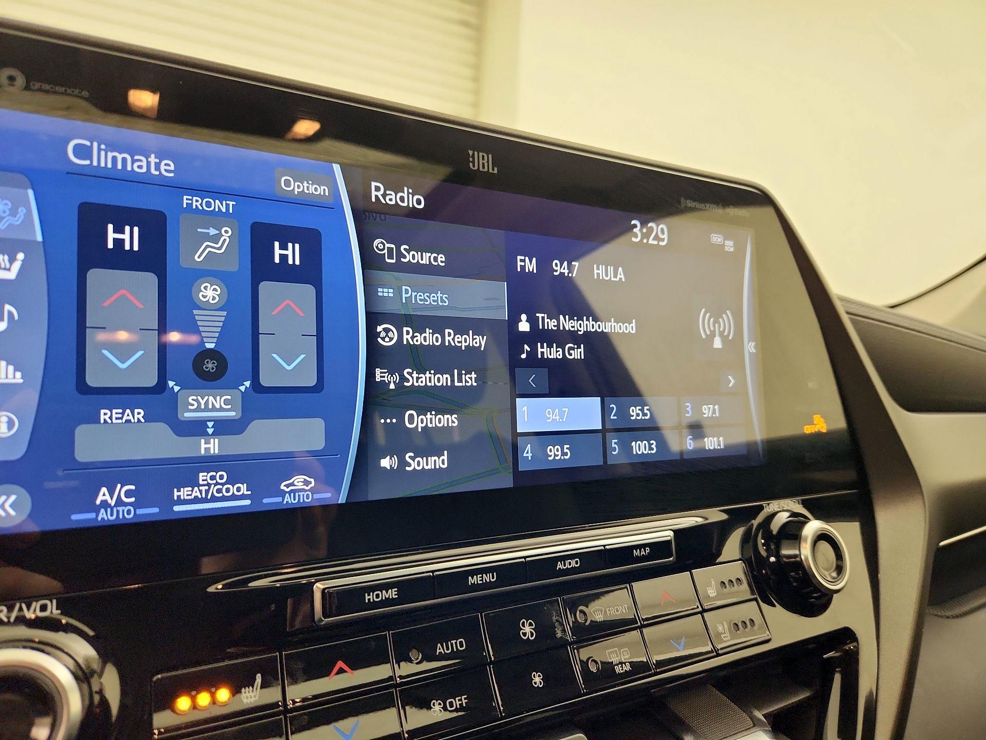 Thumbnail: 2021 Toyota Highlander - 16